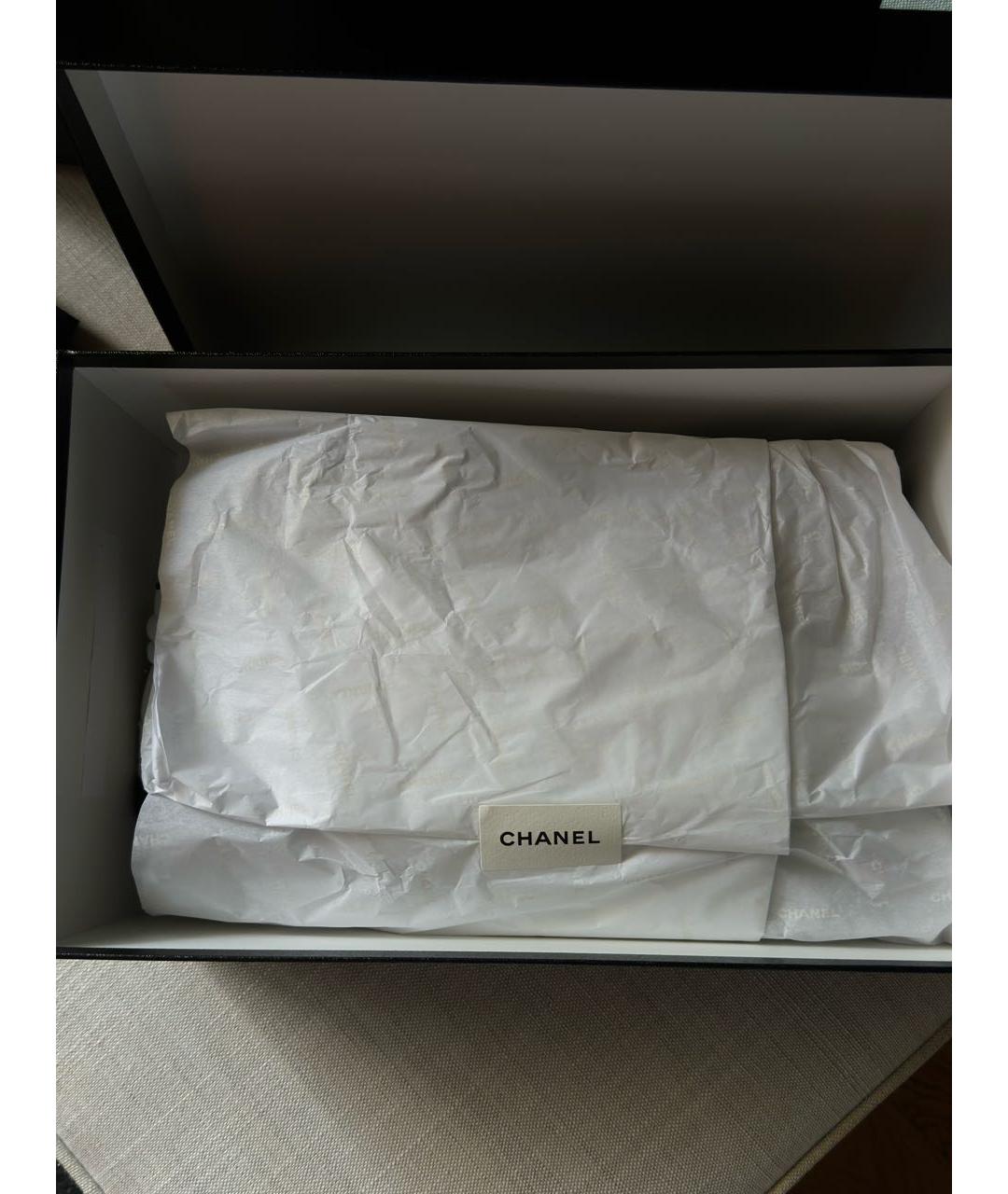 CHANEL Белые кожаные кроссовки, фото 5