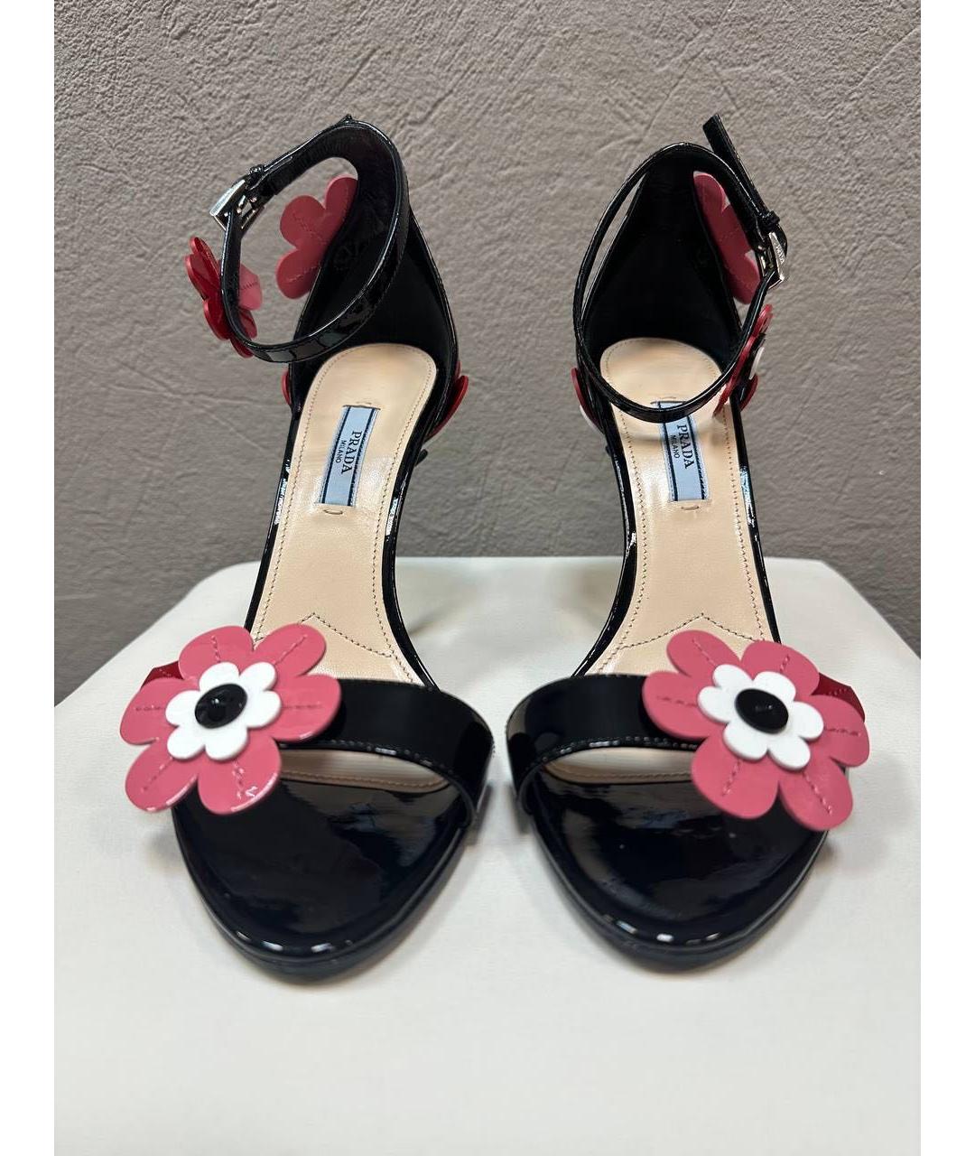 PRADA Черные босоножки из лакированной кожи, фото 2