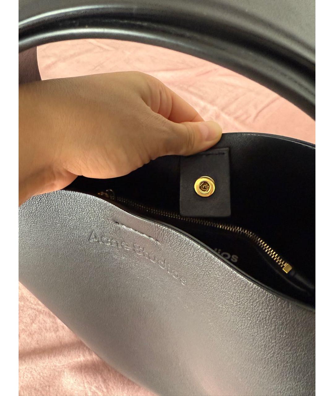 ACNE STUDIOS Черная кожаная сумка через плечо, фото 6