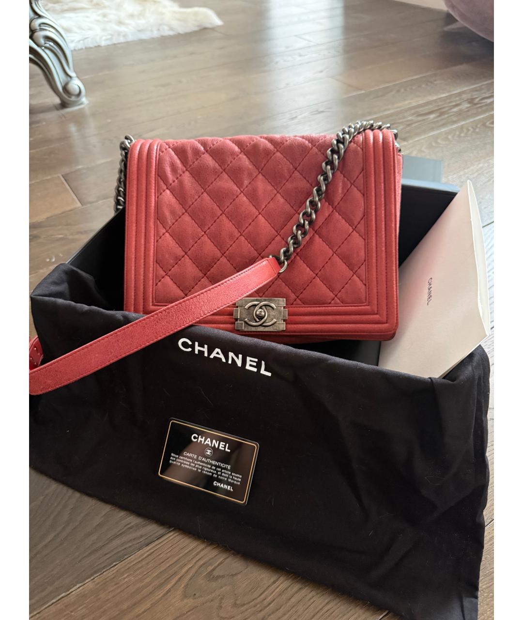CHANEL Коралловая кожаная сумка через плечо, фото 5
