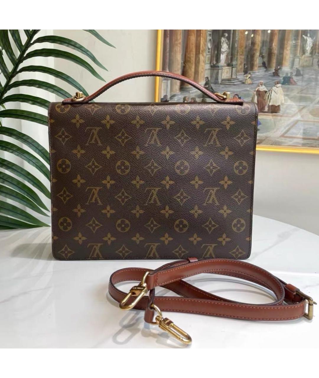 LOUIS VUITTON Коричневая кожаная сумка с короткими ручками, фото 3