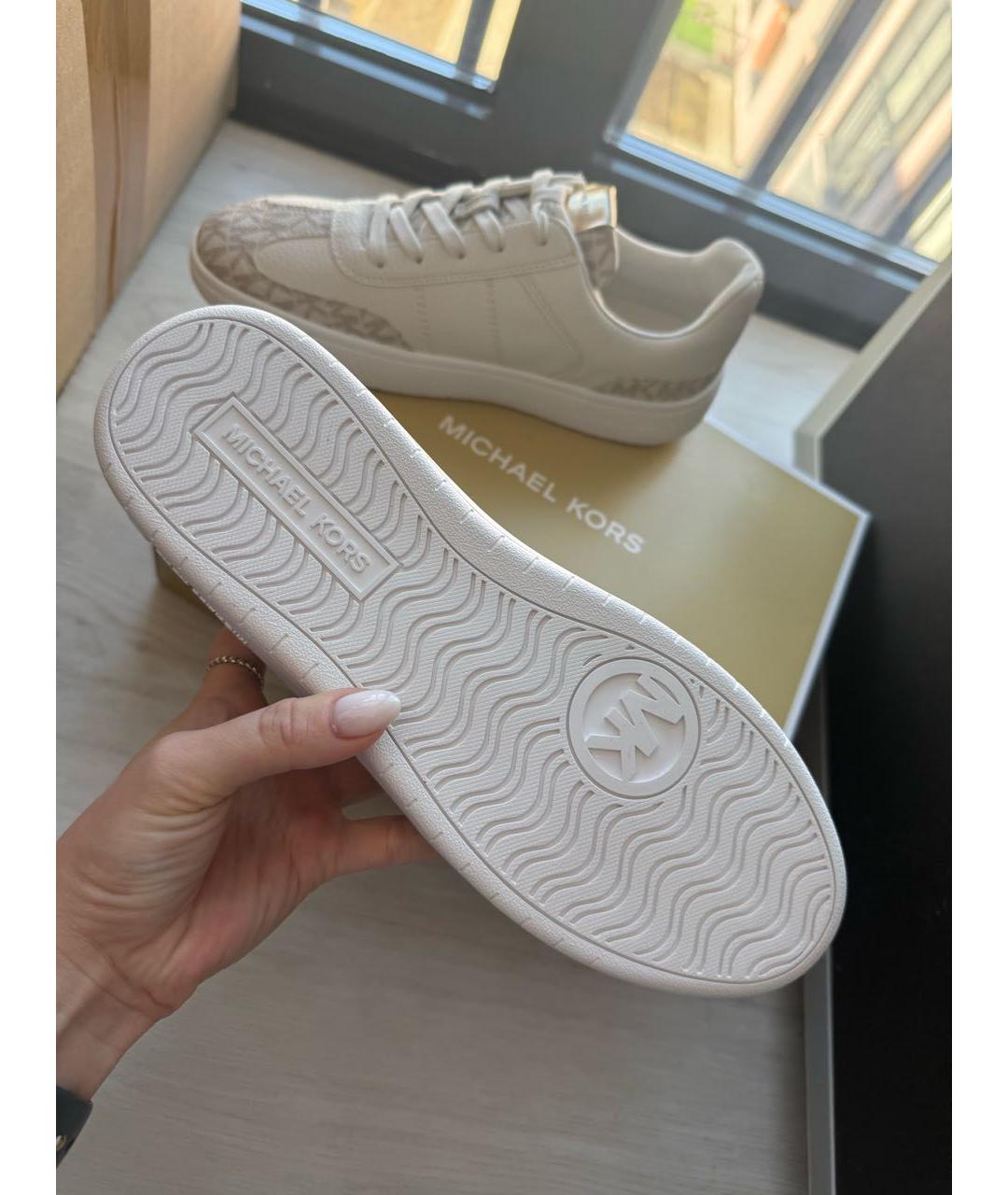 MICHAEL KORS Бежевые кеды из искусственной кожи, фото 4