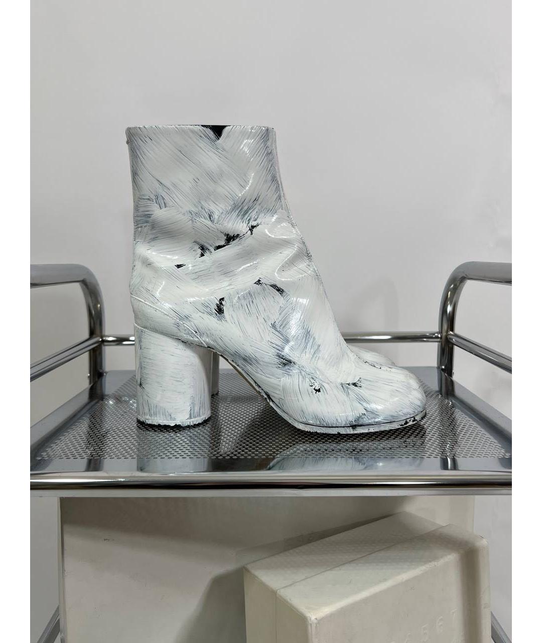 MAISON MARGIELA Белые ботильоны из лакированной кожи, фото 8