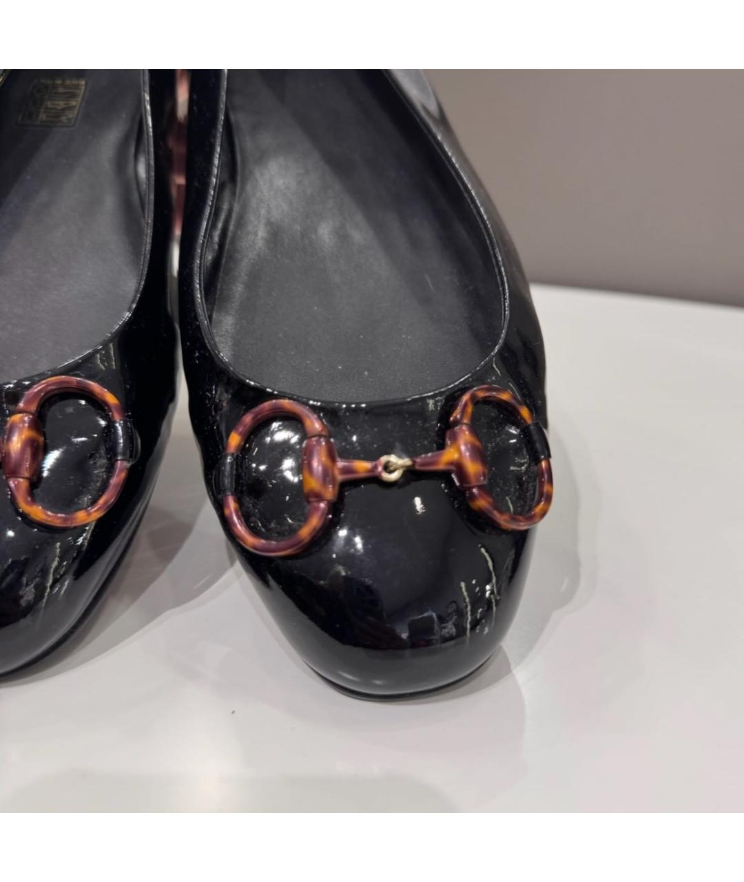 GUCCI Черные балетки из лакированной кожи, фото 4