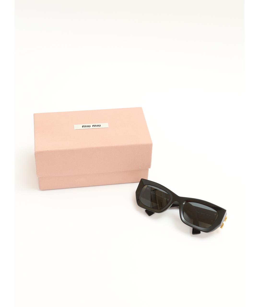 MIU MIU Черные пластиковые солнцезащитные очки, фото 4