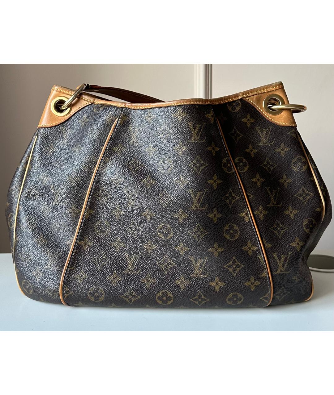 LOUIS VUITTON Коричневая кожаная сумка через плечо, фото 2