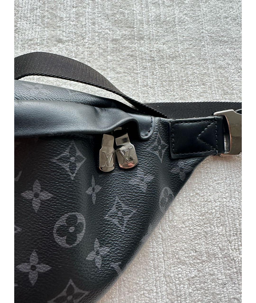 LOUIS VUITTON Антрацитовая кожаная поясная сумка, фото 4