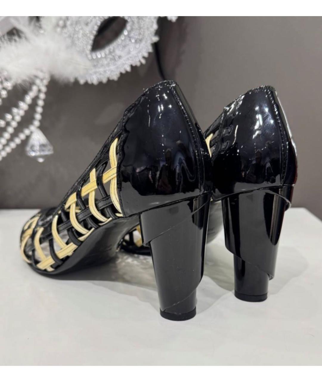 CHANEL Бежевые туфли из лакированной кожи, фото 3
