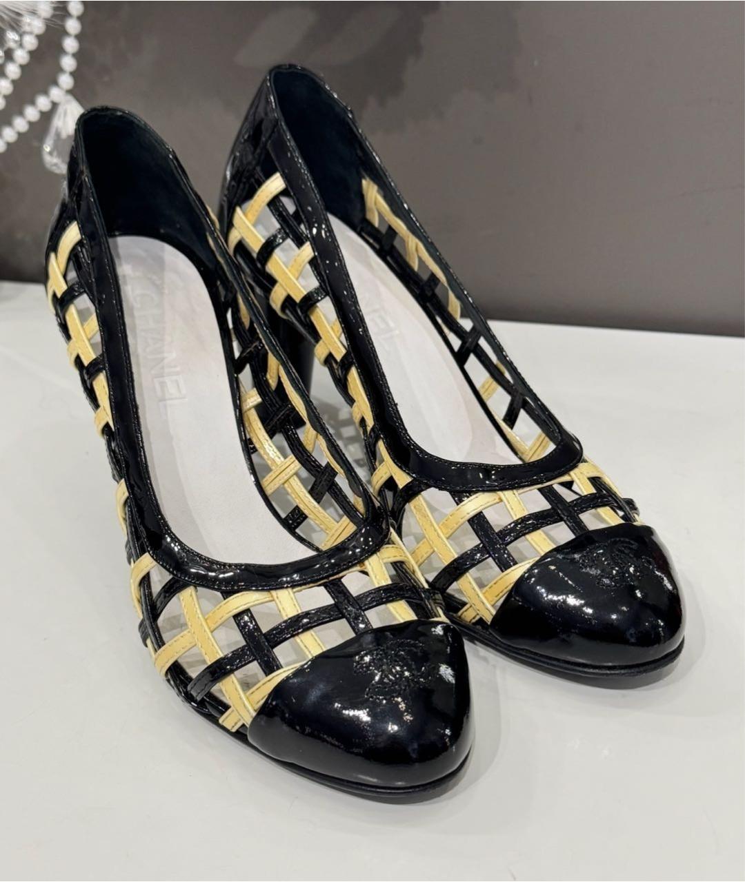 CHANEL Бежевые туфли из лакированной кожи, фото 2