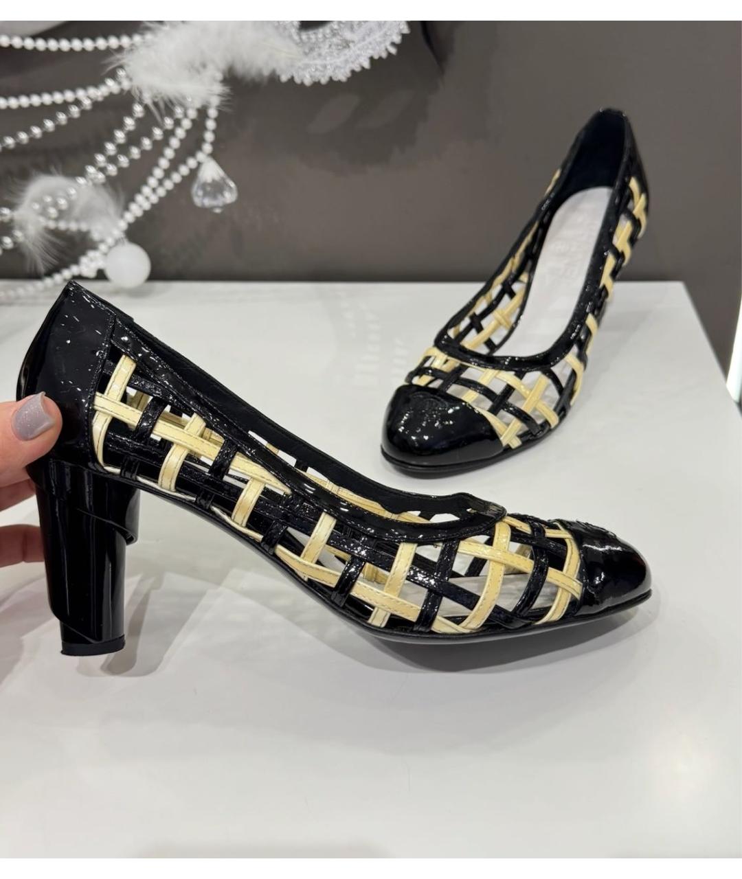 CHANEL Бежевые туфли из лакированной кожи, фото 6