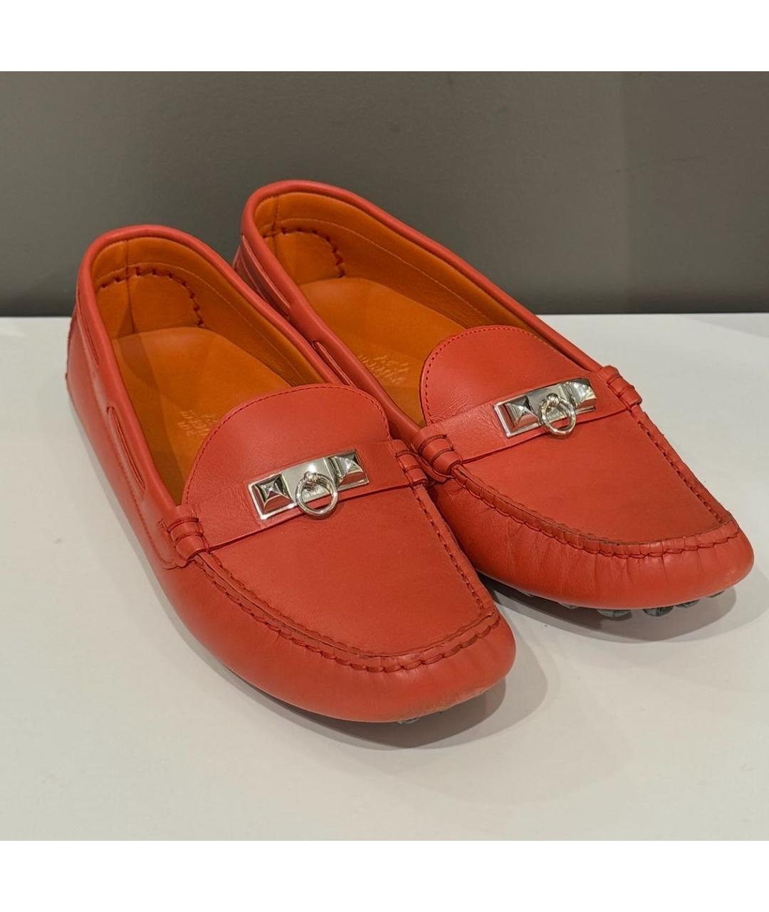 HERMES Оранжевое кожаные мокасины, фото 2
