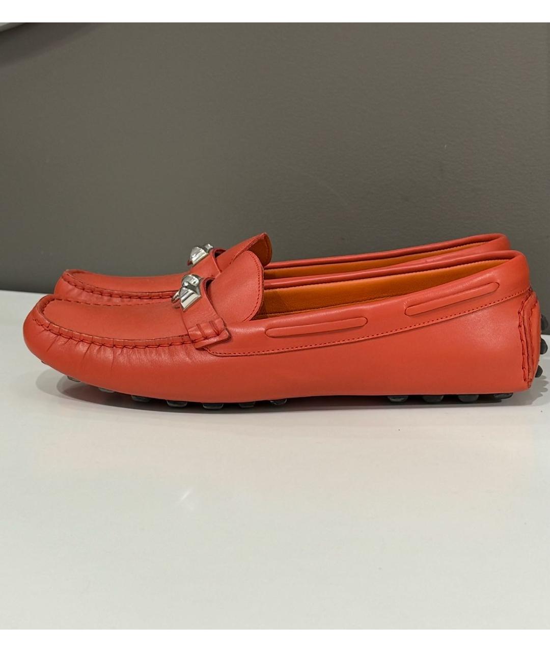 HERMES Оранжевое кожаные мокасины, фото 3