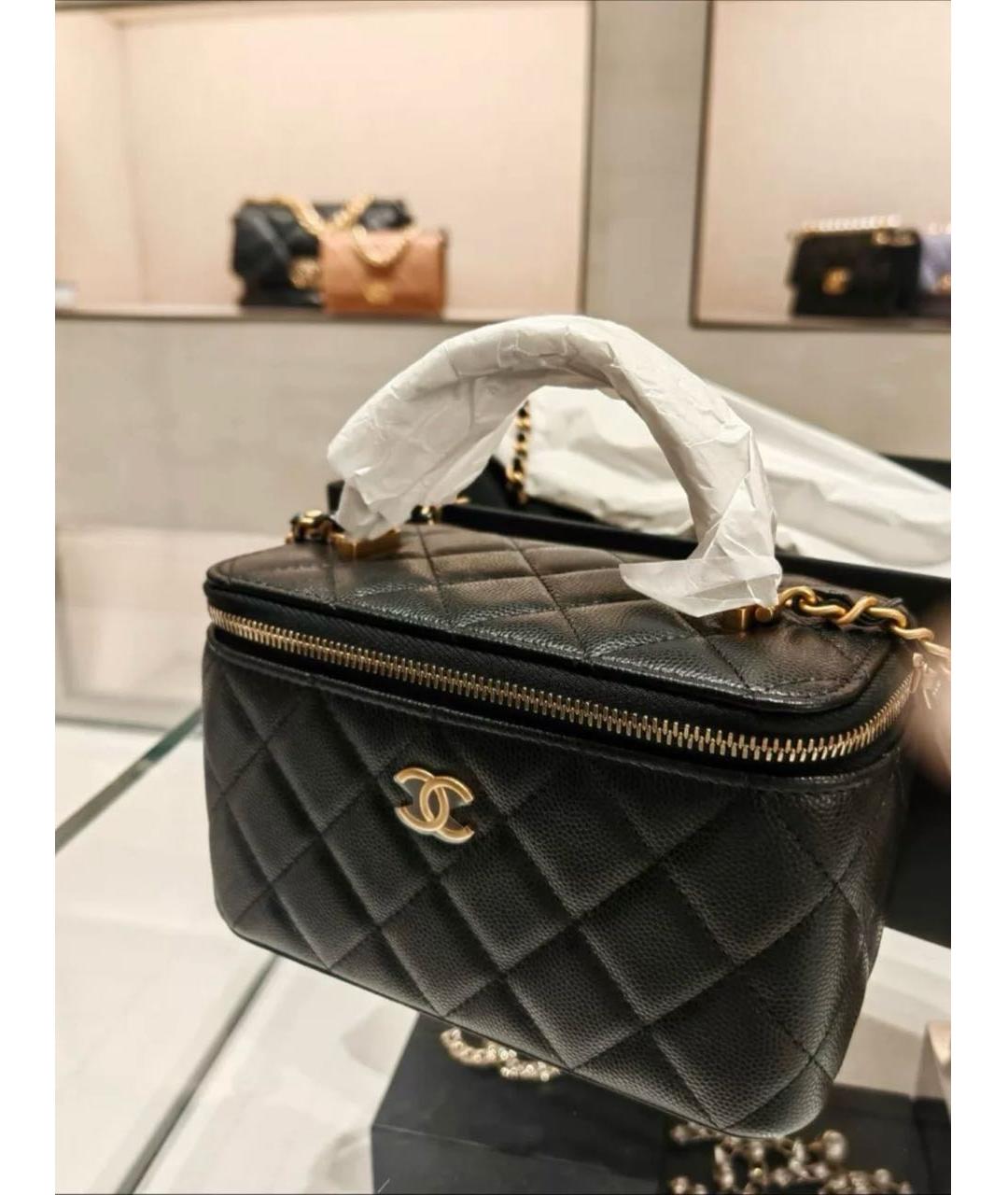 CHANEL Черная кожаная сумка с короткими ручками, фото 3