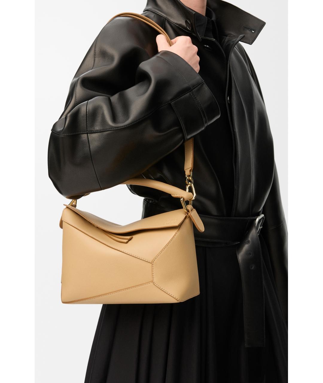 LOEWE Бежевая кожаная сумка через плечо, фото 5
