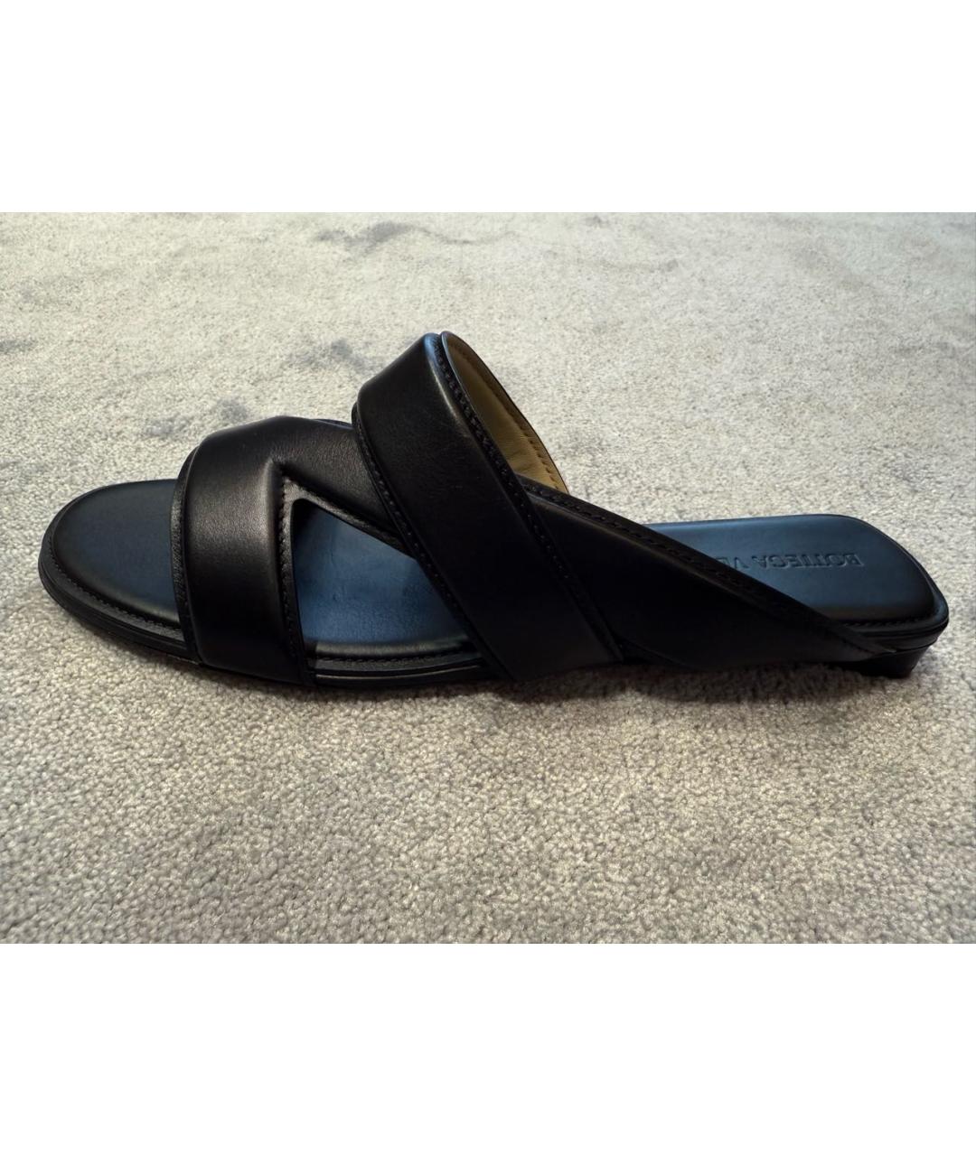 BOTTEGA VENETA Черные кожаные шлепанцы, фото 8
