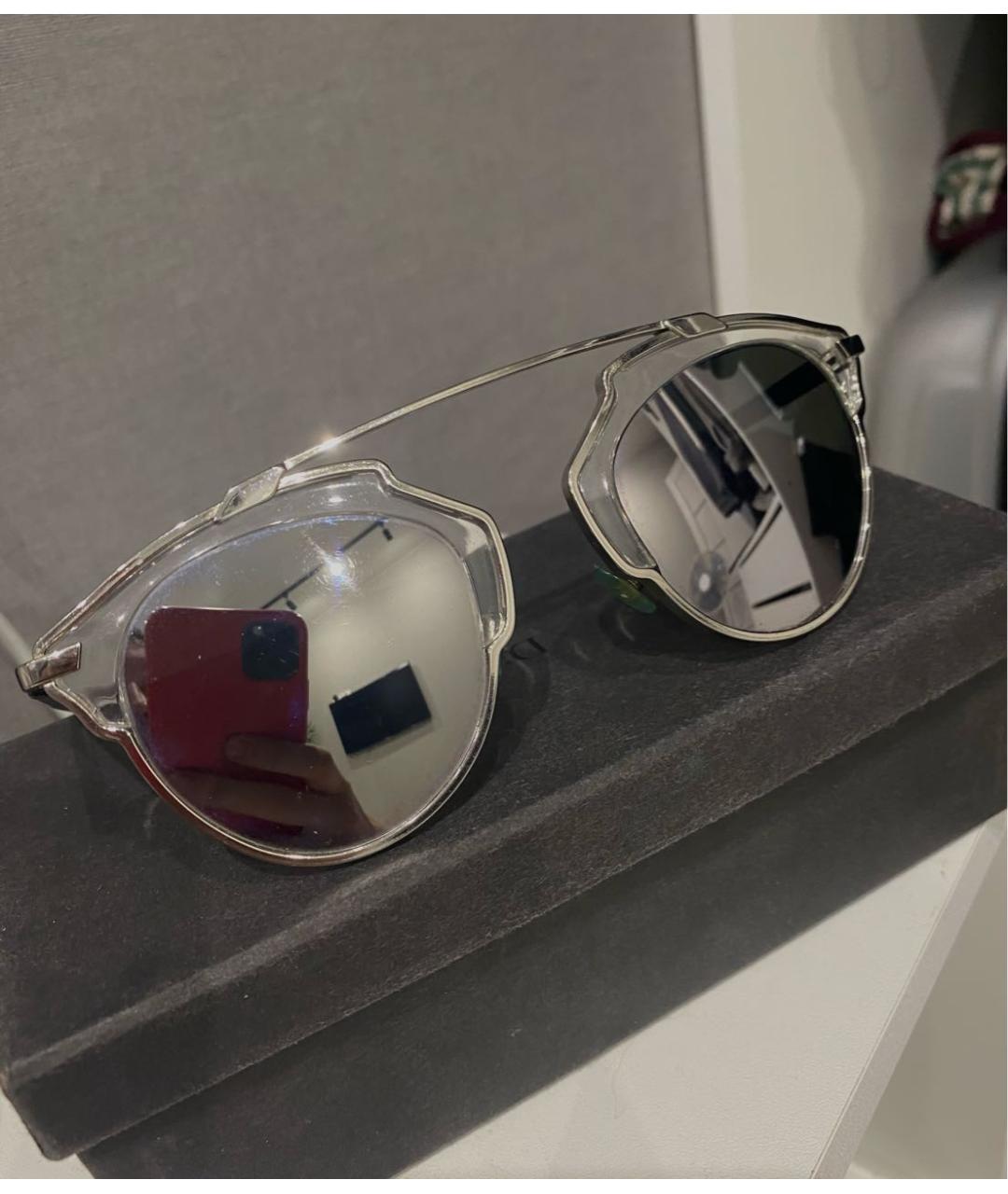 CHRISTIAN DIOR Серебряные пластиковые солнцезащитные очки, фото 3