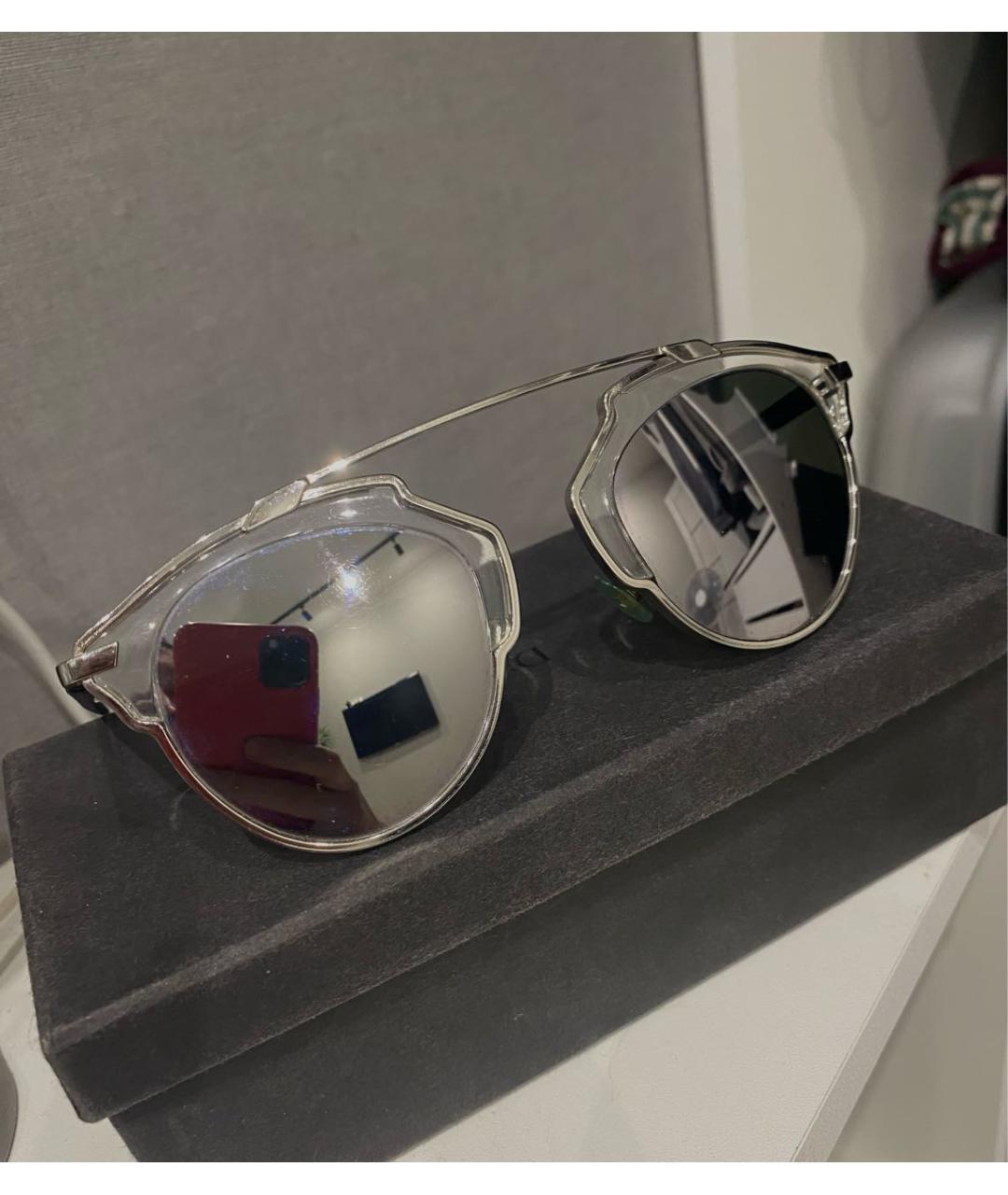 CHRISTIAN DIOR Серебряные пластиковые солнцезащитные очки, фото 2