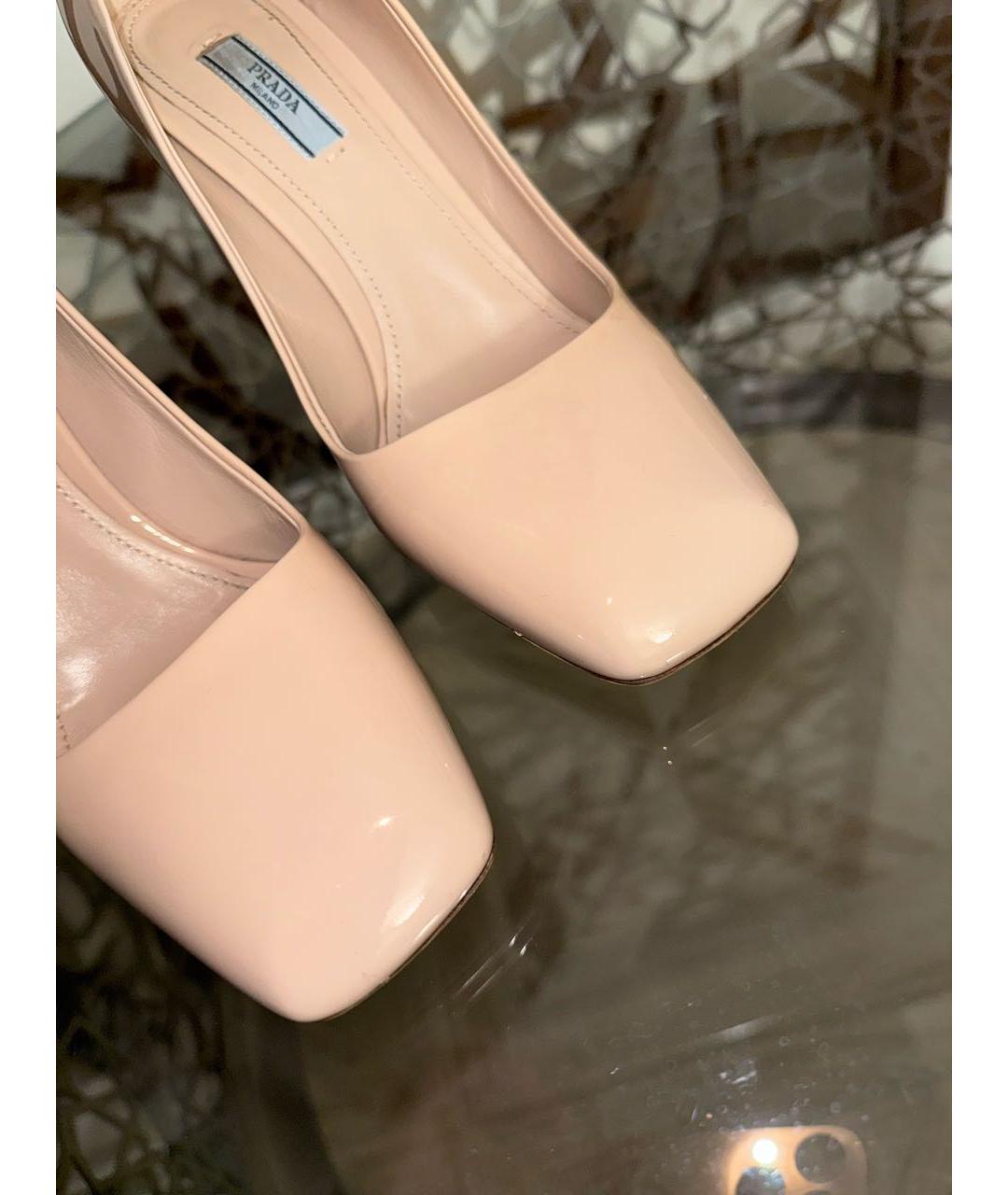 PRADA Бежевые туфли из лакированной кожи, фото 3