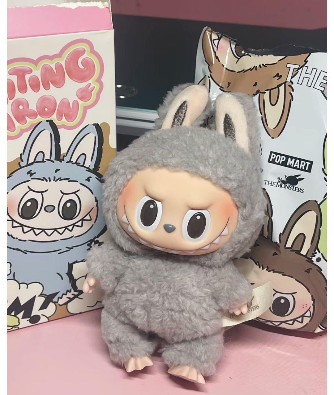 Labubu Серый брелок, фото 5