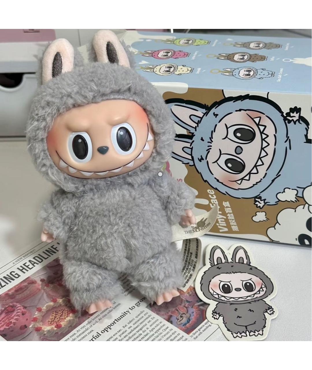 Labubu Серый брелок, фото 8