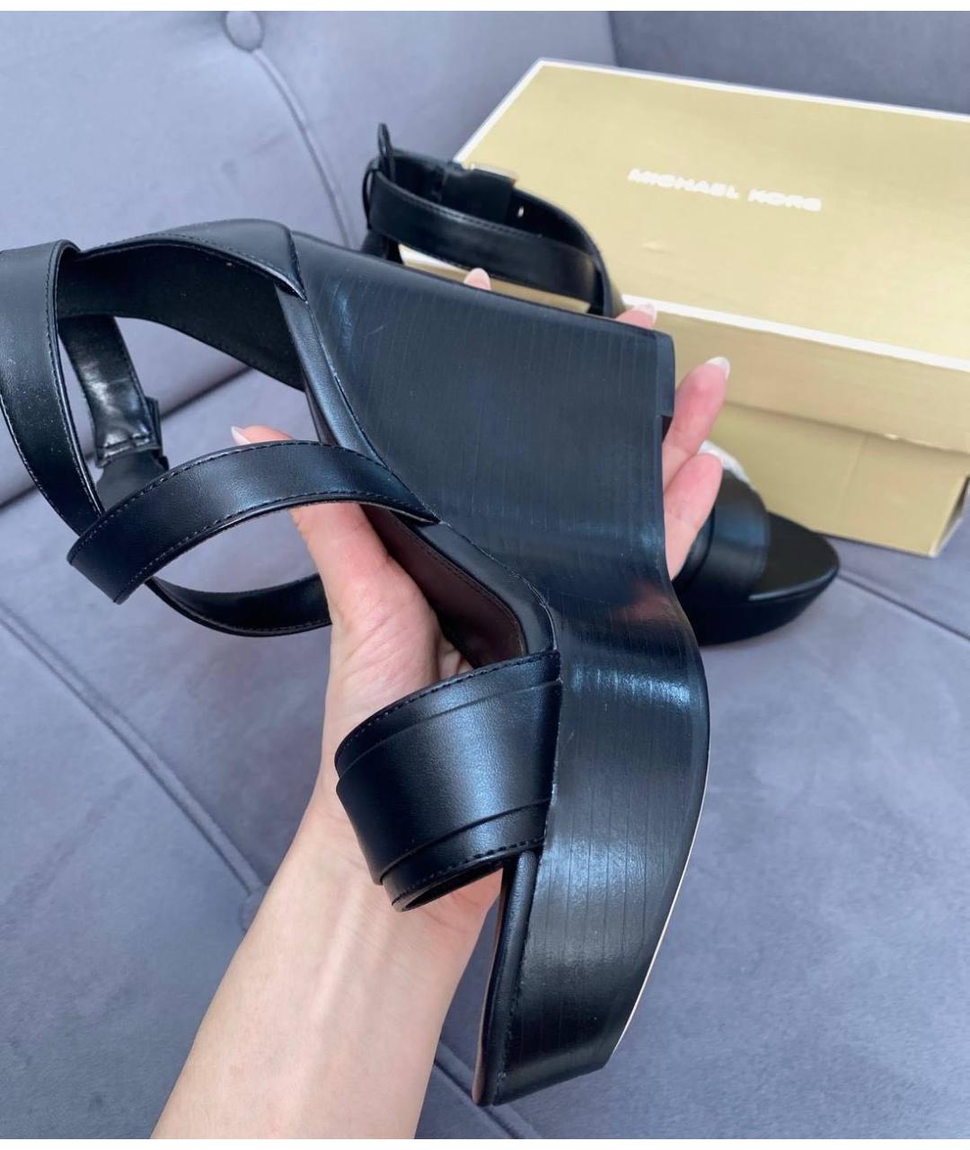 MICHAEL KORS Черные босоножки из искусственной кожи, фото 5