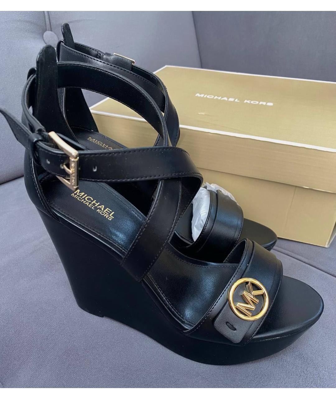 MICHAEL KORS Черные босоножки из искусственной кожи, фото 3