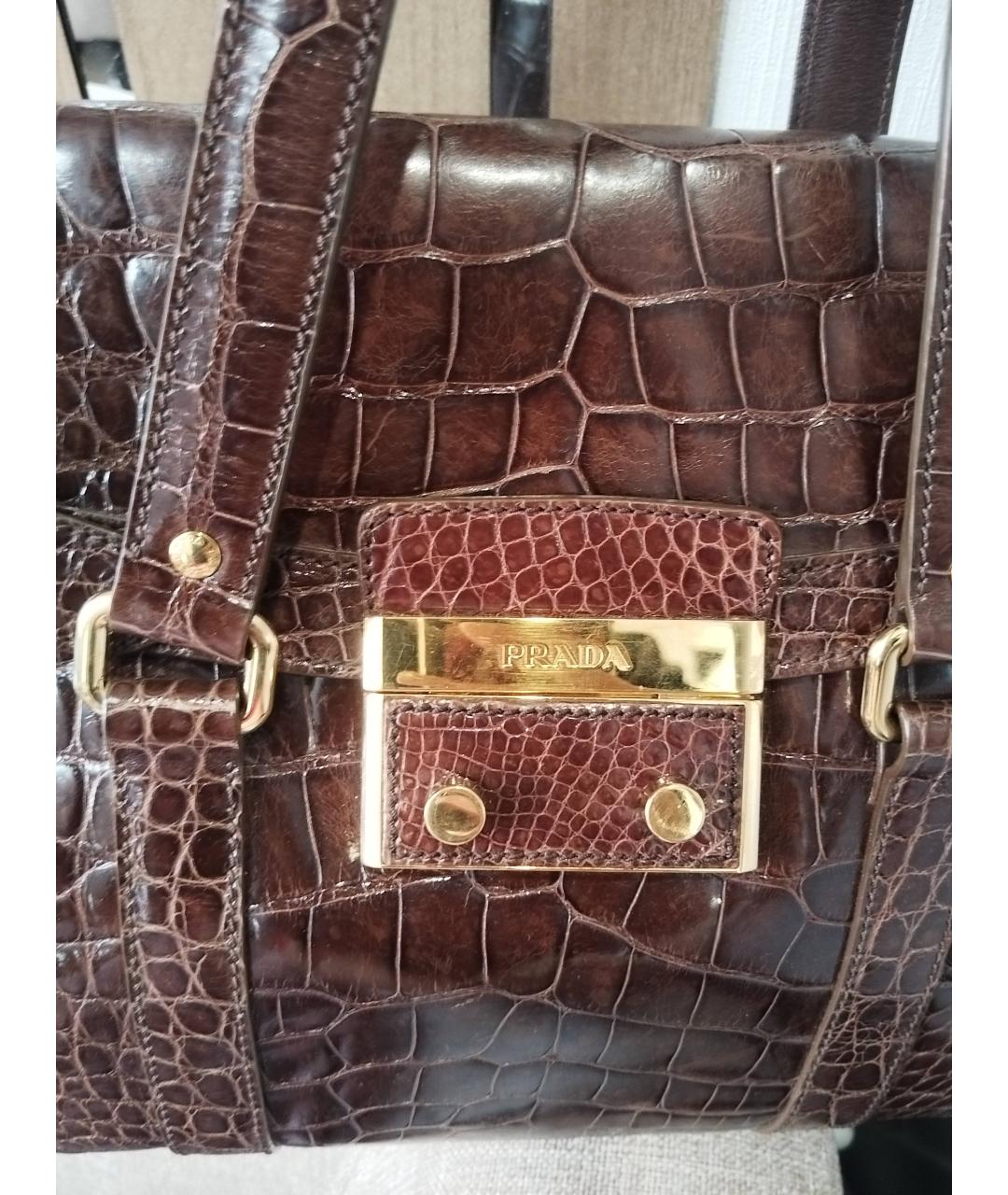 PRADA Коричневая сумка с короткими ручками из экзотической кожи, фото 4