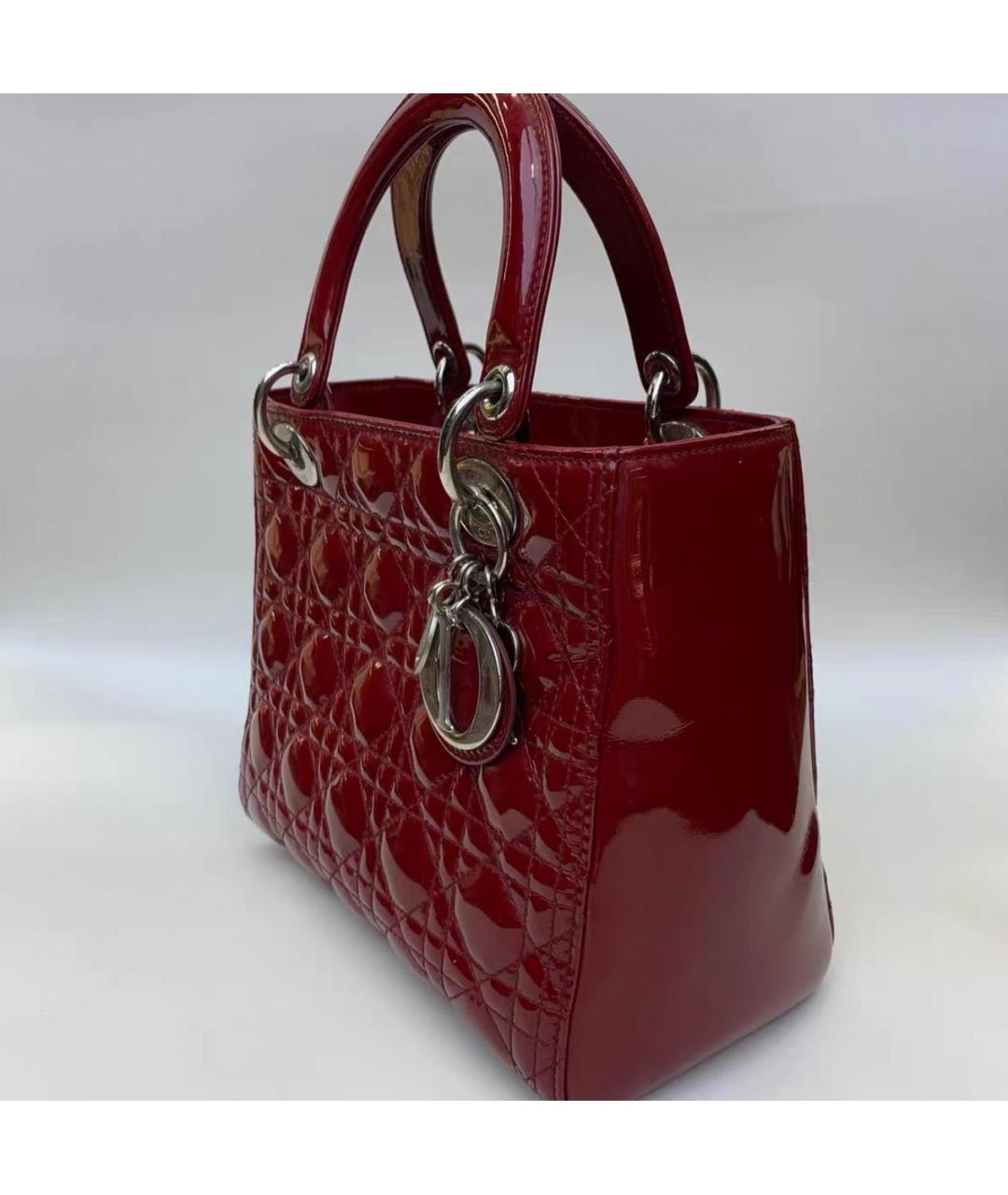 CHRISTIAN DIOR Бордовая сумка с короткими ручками из лакированной кожи, фото 3