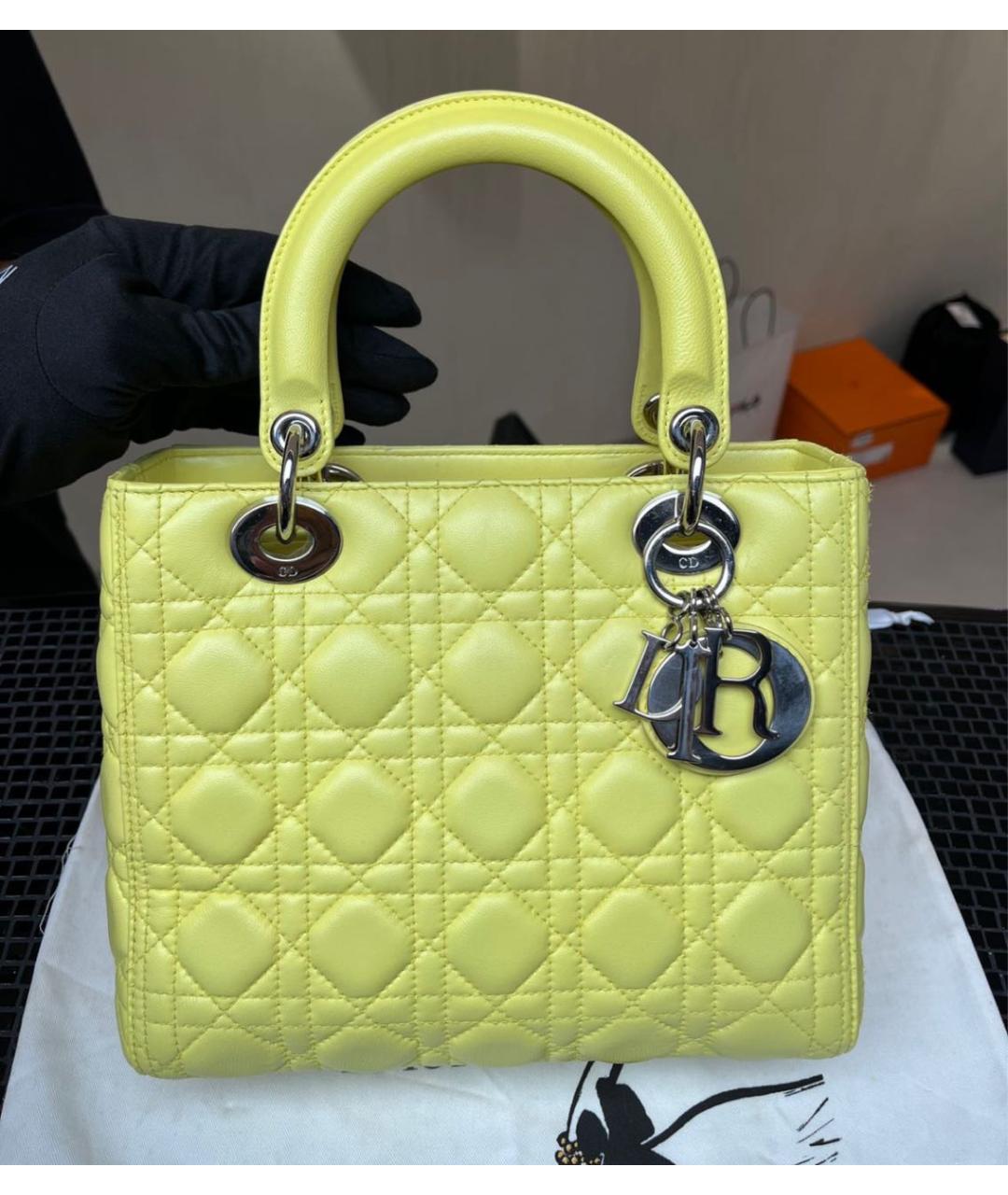 CHRISTIAN DIOR Желтая кожаная сумка с короткими ручками, фото 2