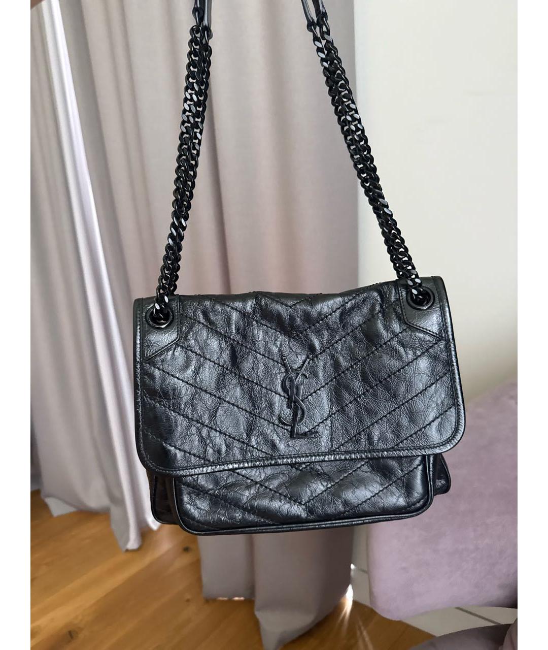 SAINT LAURENT Черная сумка через плечо из лакированной кожи, фото 8