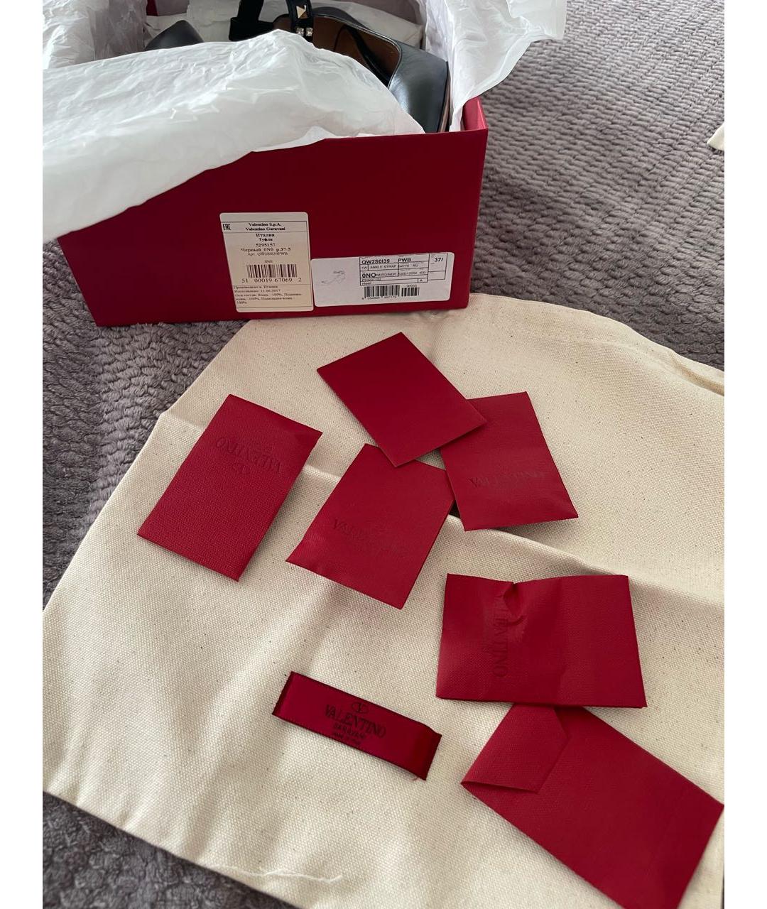 VALENTINO Черные кожаные лодочки на низком каблуке, фото 6