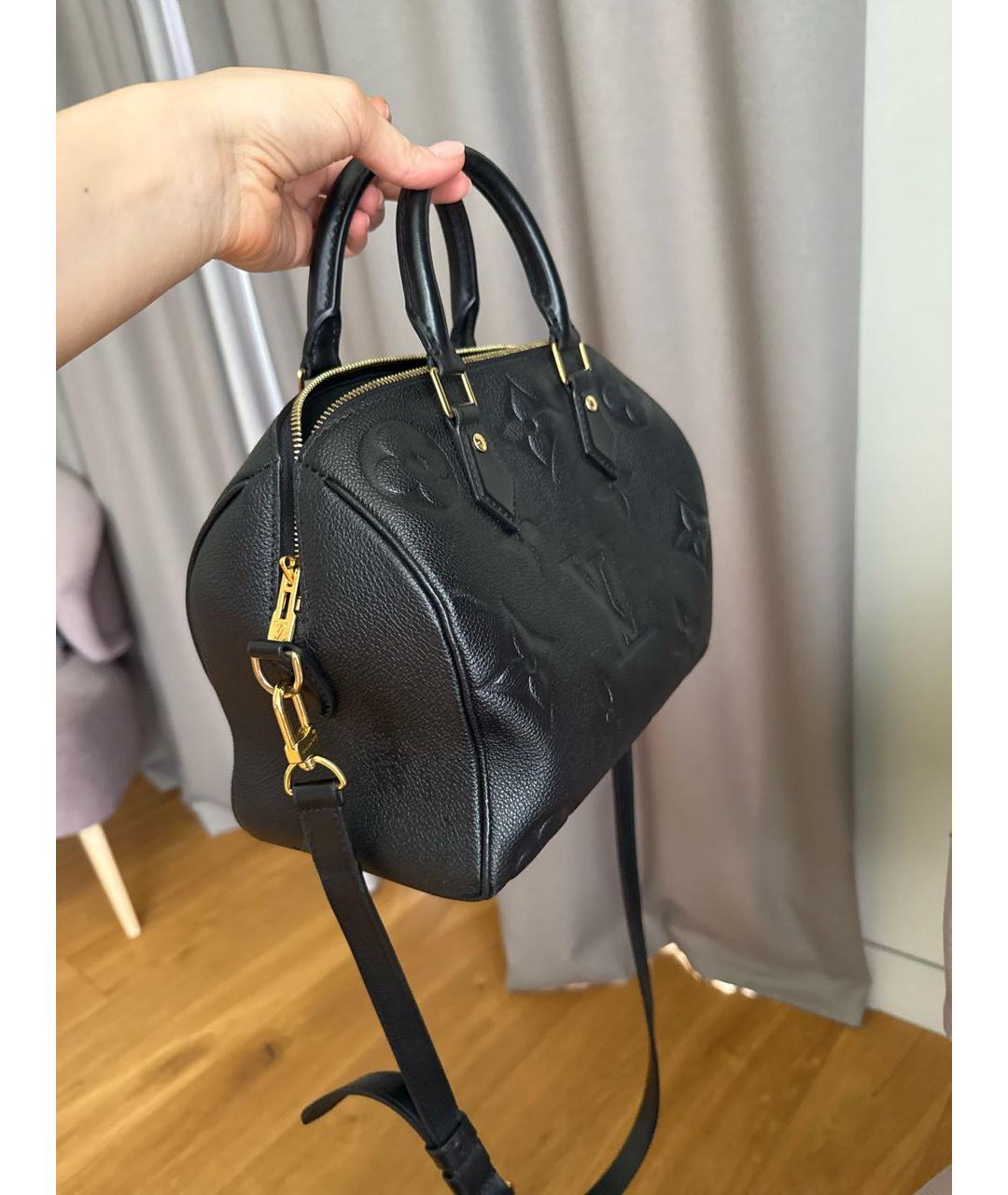 LOUIS VUITTON Черная кожаная сумка с короткими ручками, фото 2