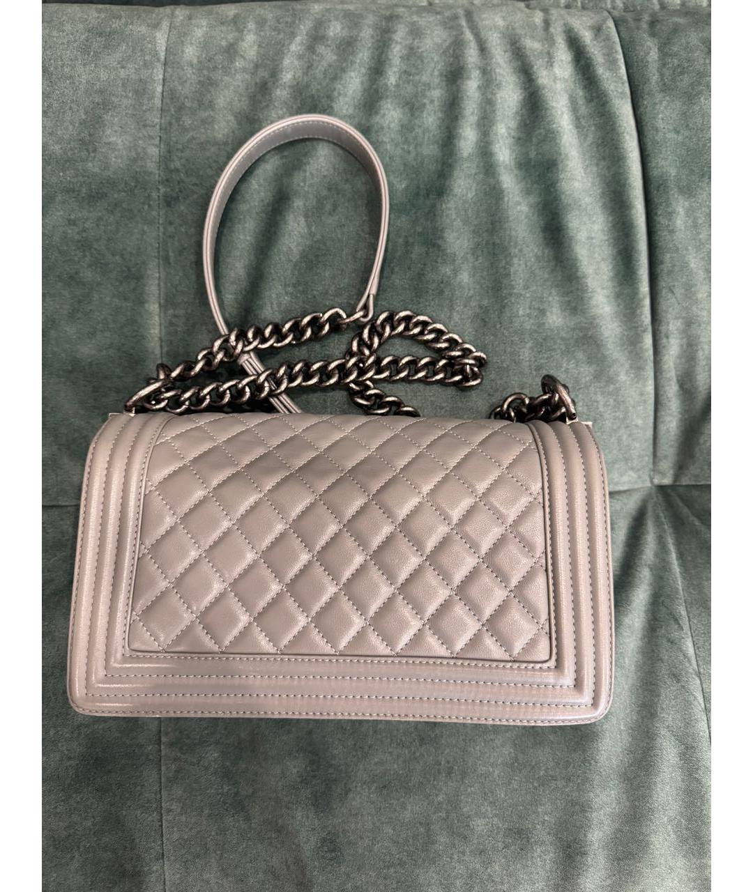 CHANEL Серая кожаная сумка через плечо, фото 3