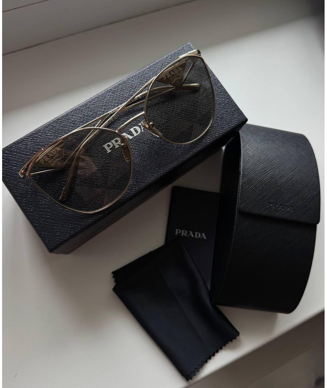 PRADA Золотые металлические солнцезащитные очки, фото 6