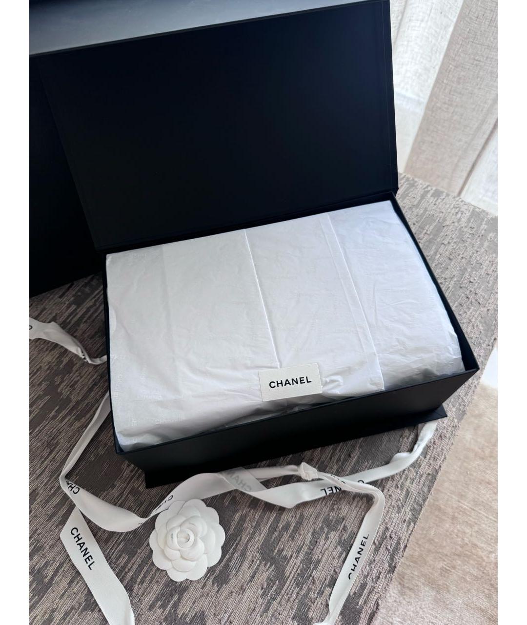 CHANEL Белая сумка через плечо, фото 4