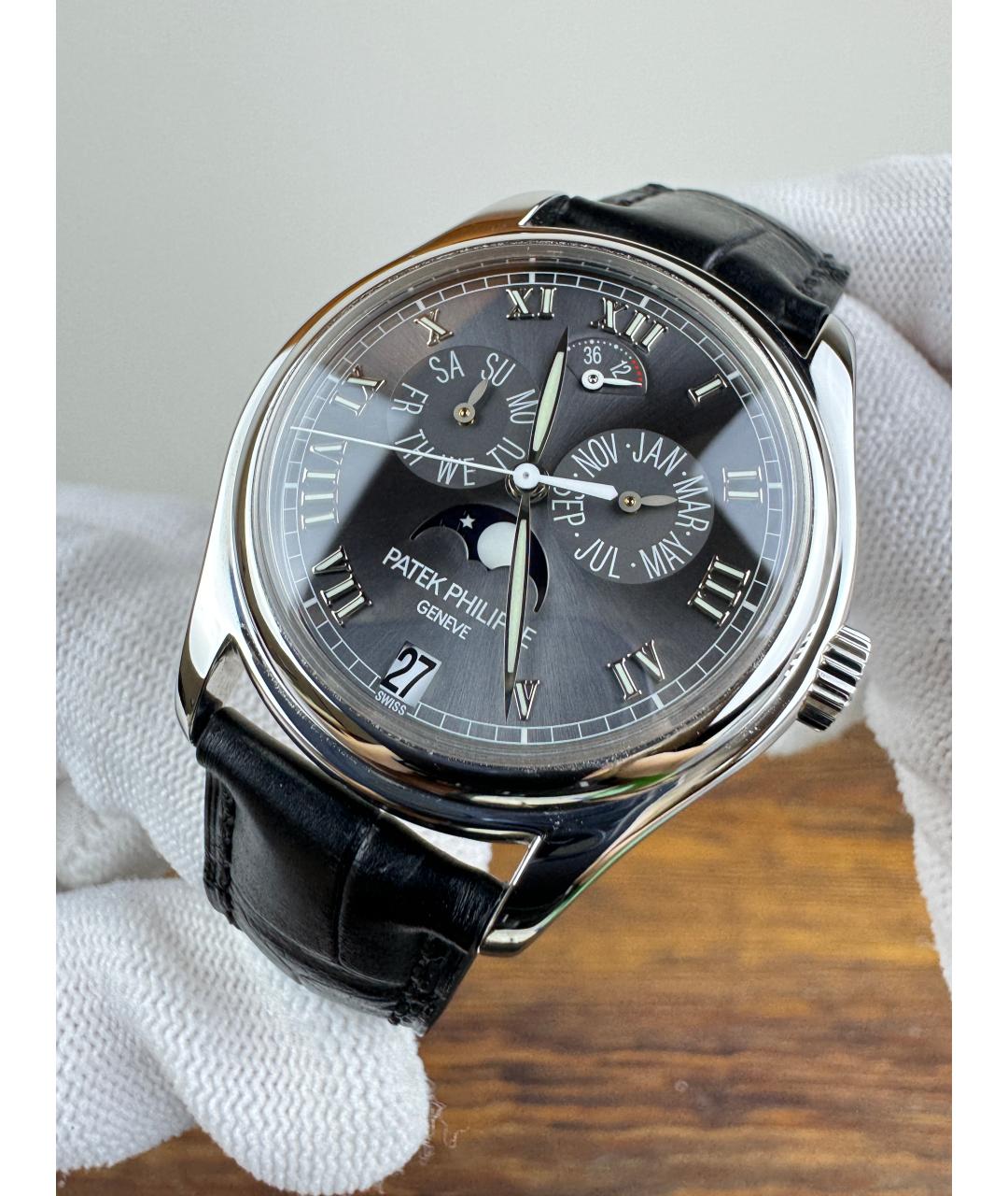 PATEK PHILIPPE Черные платиновые часы, фото 4