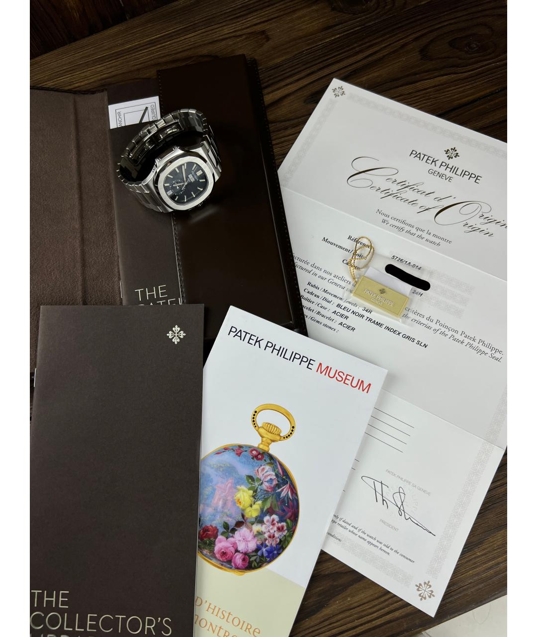PATEK PHILIPPE Темно-синие часы, фото 2