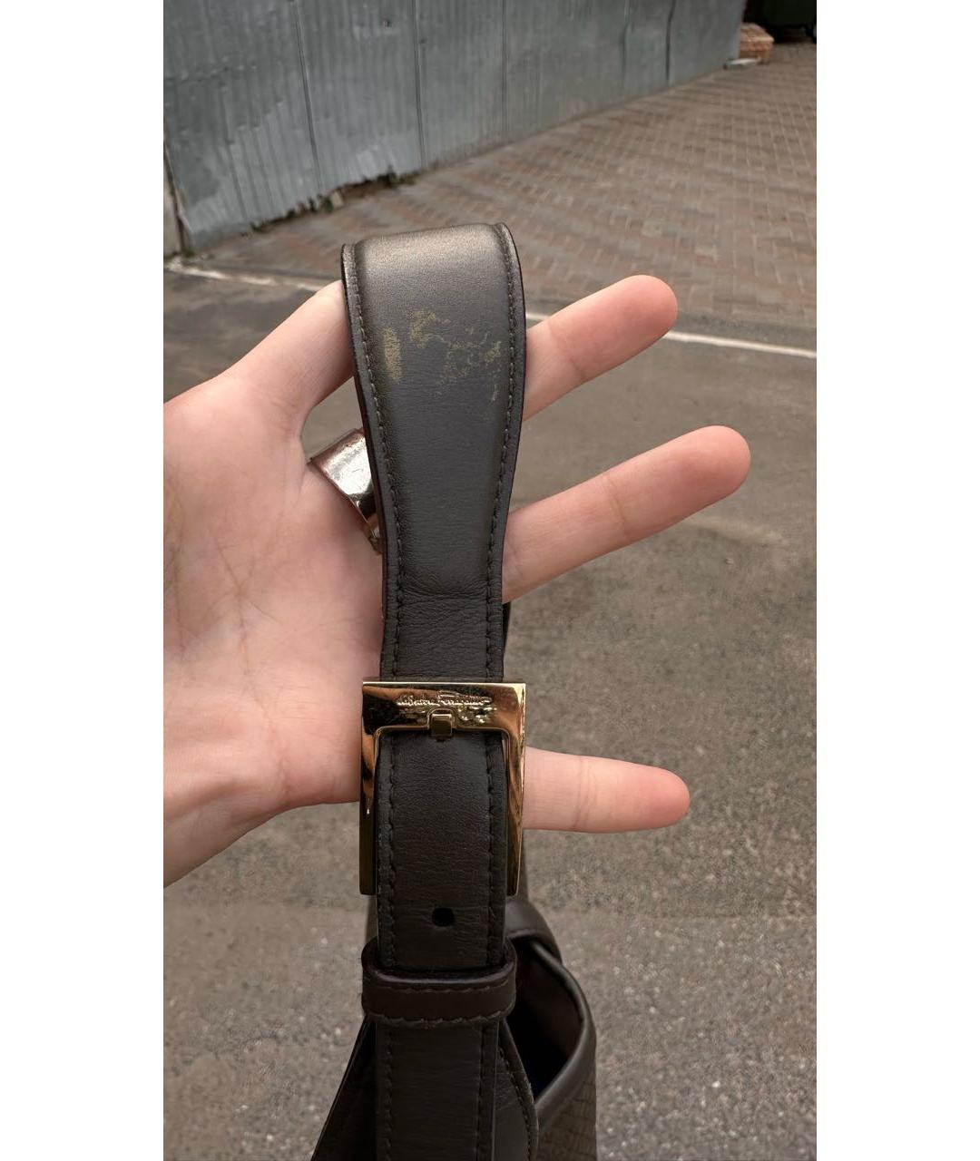 FERRAGAMO Коричневая кожаная сумка с короткими ручками, фото 5