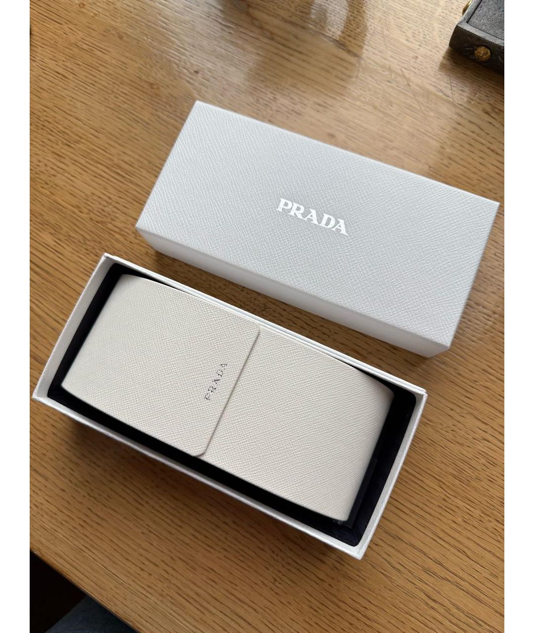 PRADA Серые пластиковые солнцезащитные очки, фото 5