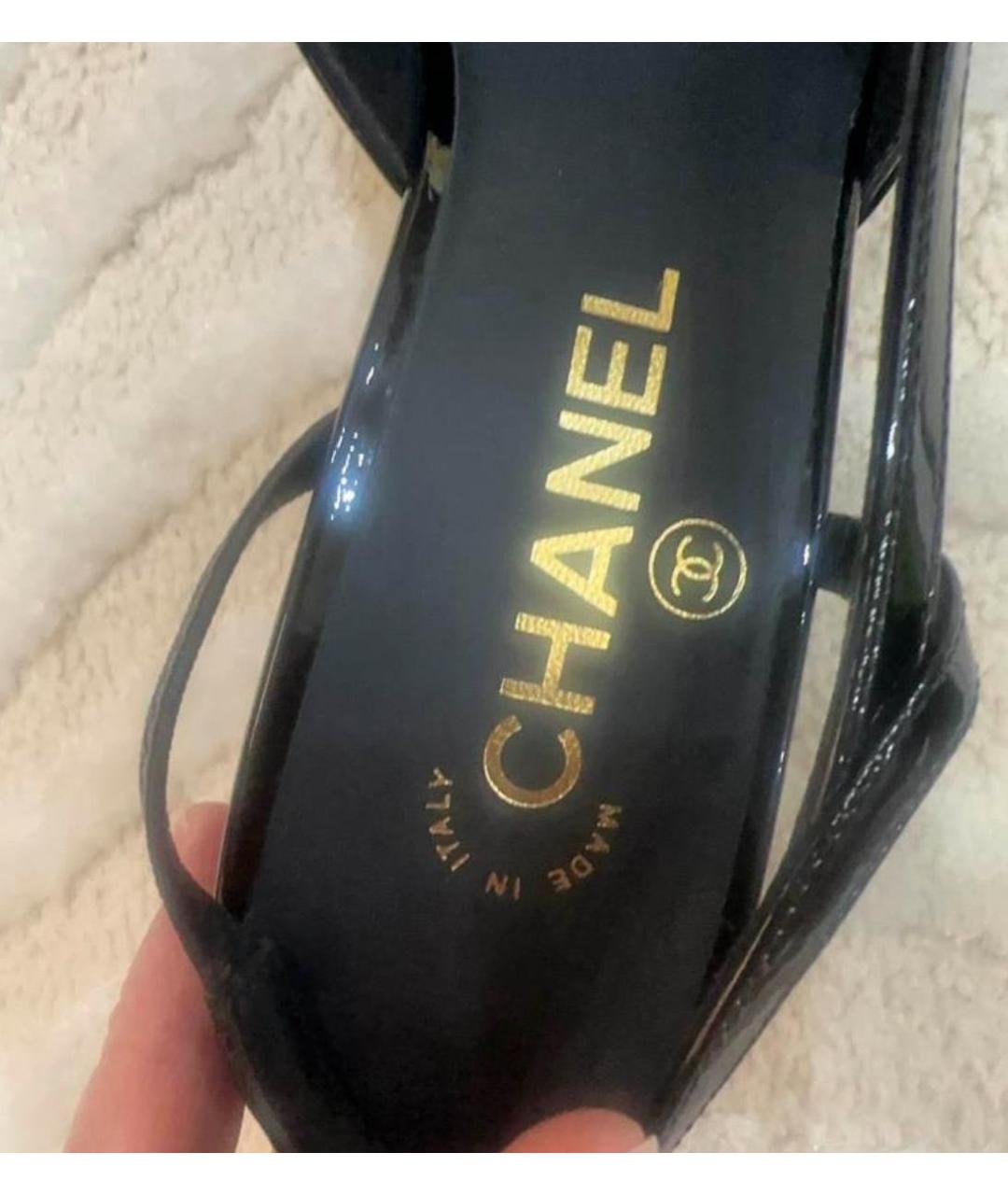 CHANEL Черные туфли из лакированной кожи, фото 3