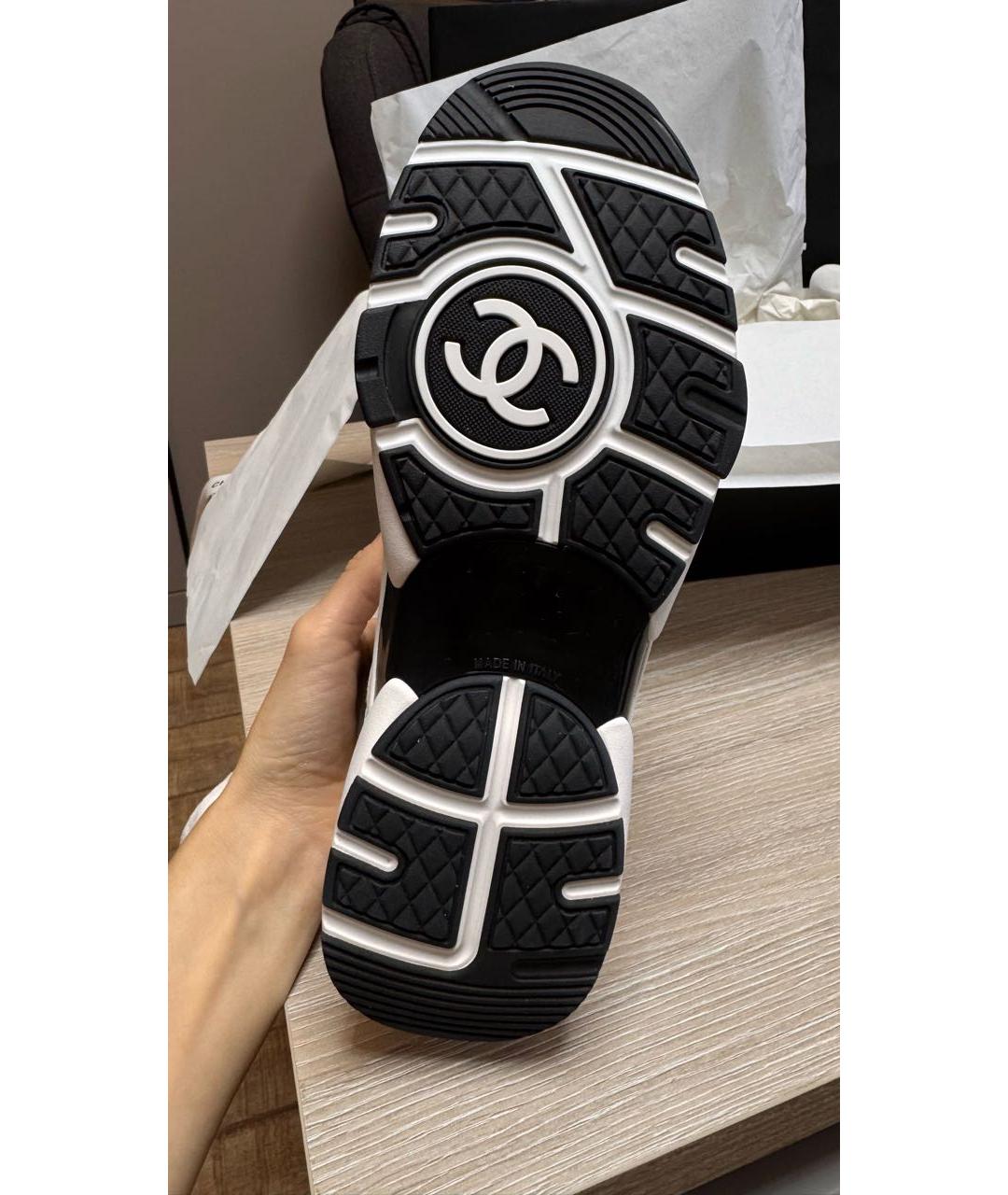 CHANEL Белые кожаные кроссовки, фото 5