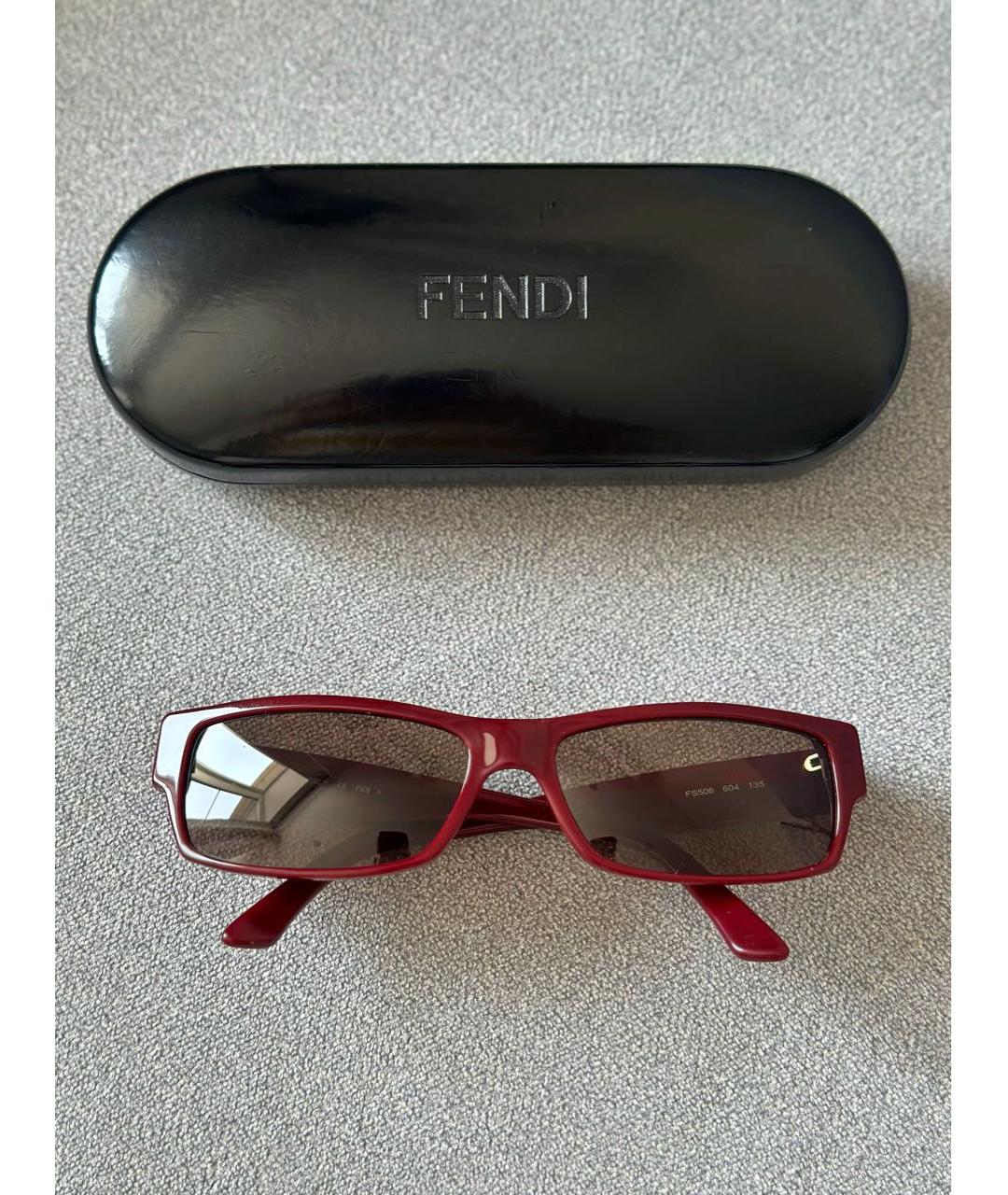 FENDI Бордовые пластиковые солнцезащитные очки, фото 3