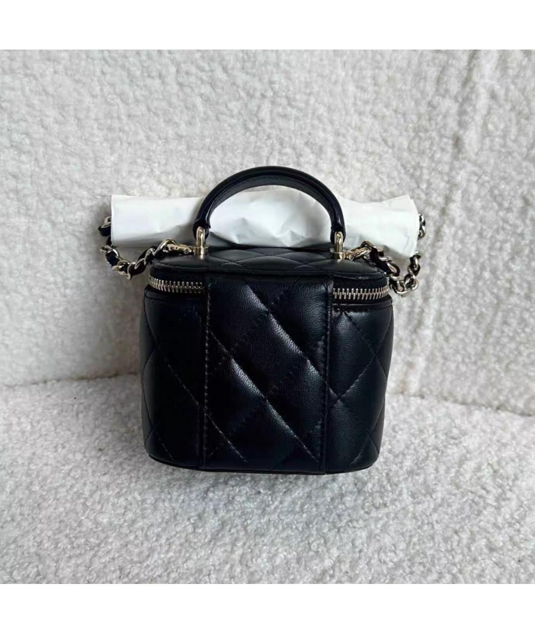 CHANEL Черная кожаная сумка с короткими ручками, фото 2