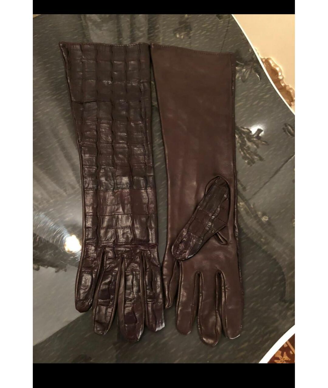 SALVATORE FERRAGAMO Бордовые кожаные перчатки, фото 3