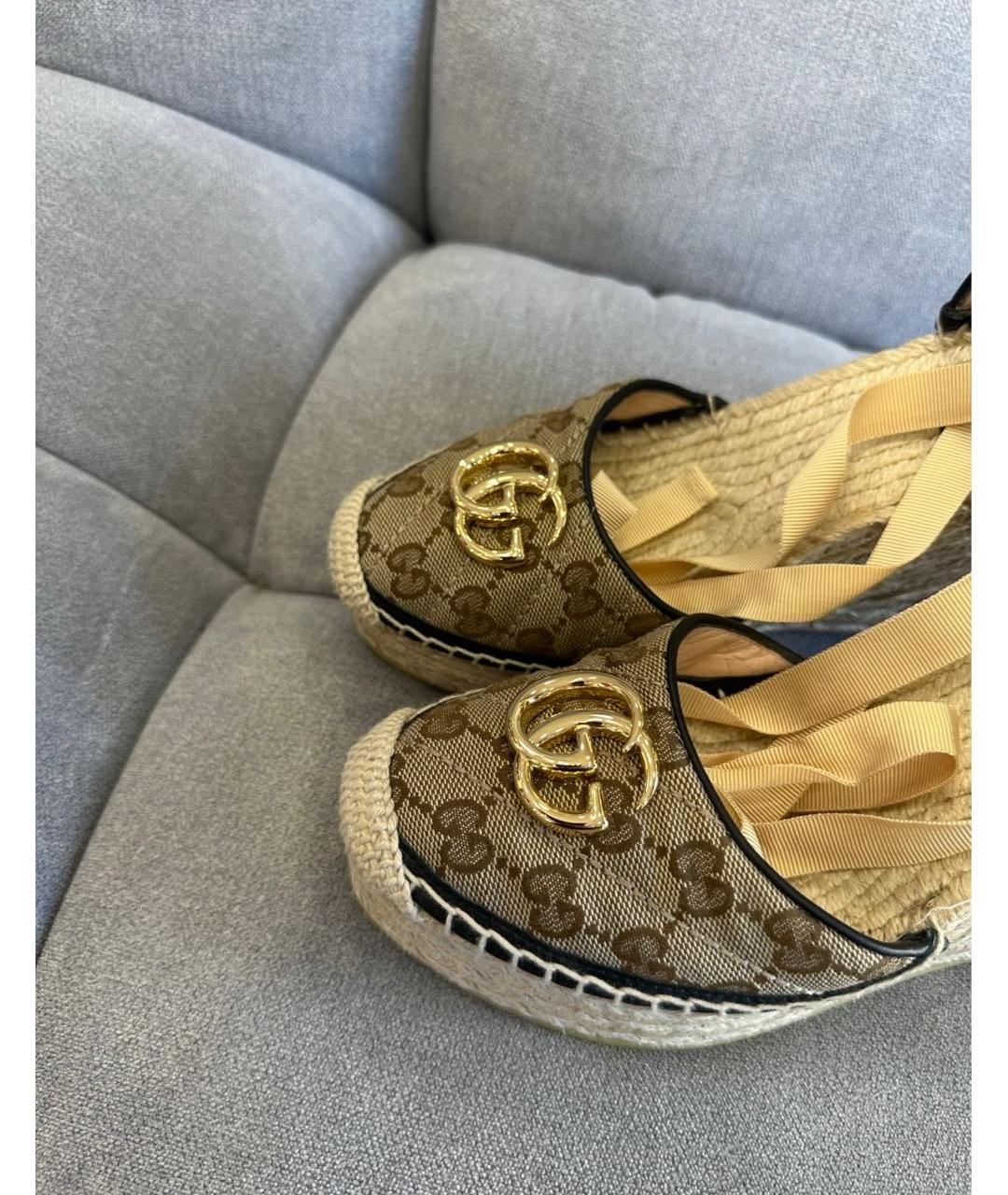 GUCCI Бежевые босоножки, фото 2
