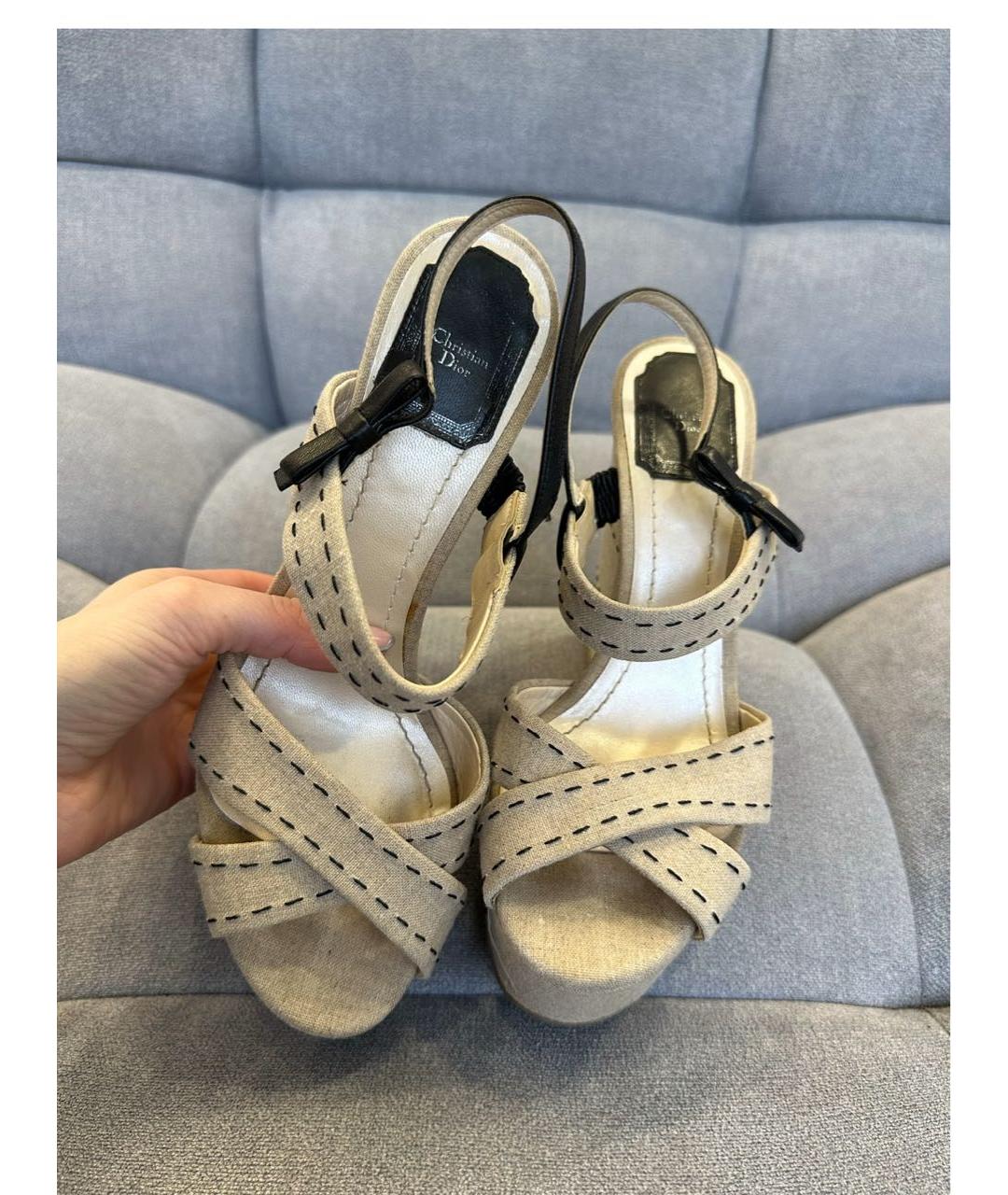CHRISTIAN DIOR Бежевые босоножки, фото 4
