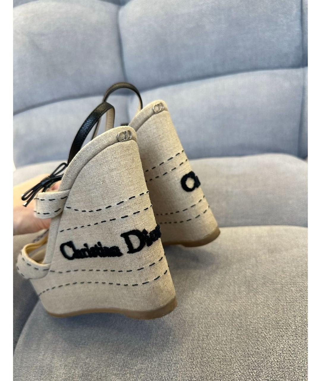 CHRISTIAN DIOR Бежевые босоножки, фото 3