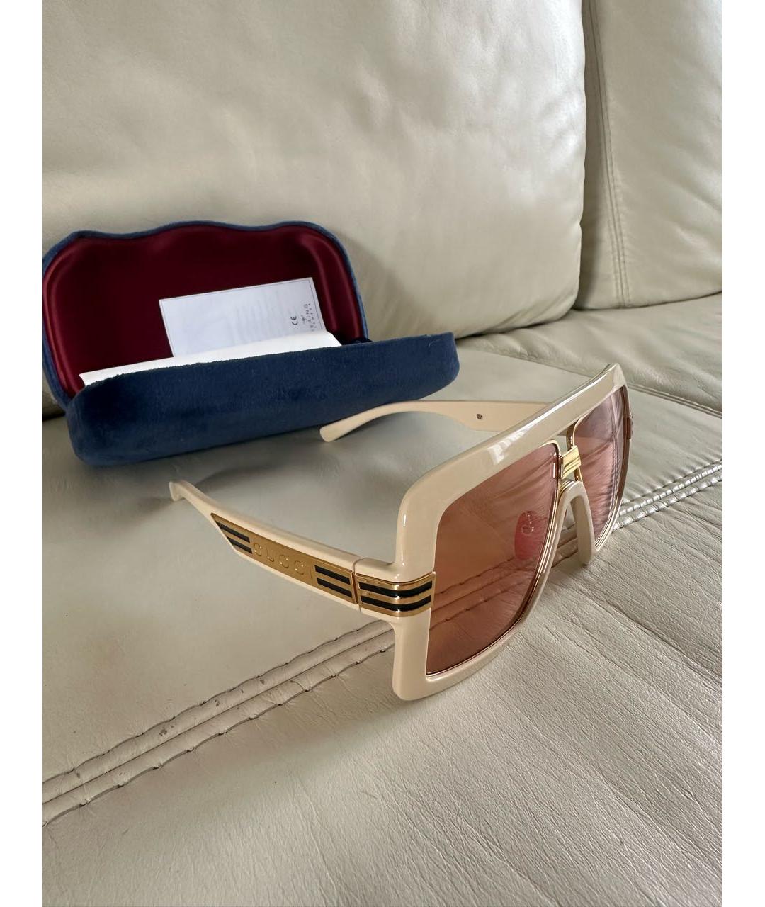 GUCCI Бежевые пластиковые солнцезащитные очки, фото 2