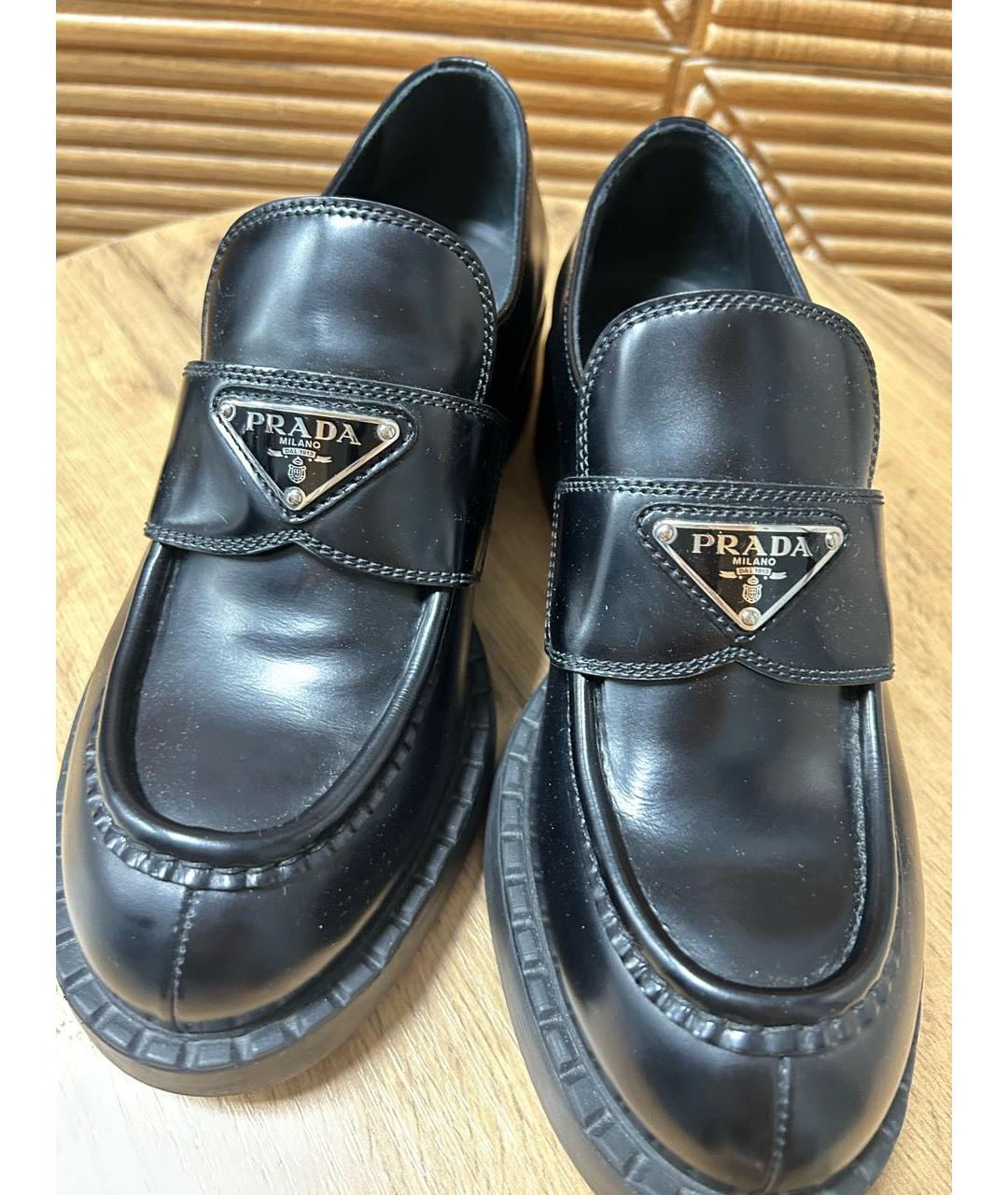 PRADA Черные кожаные лоферы, фото 4