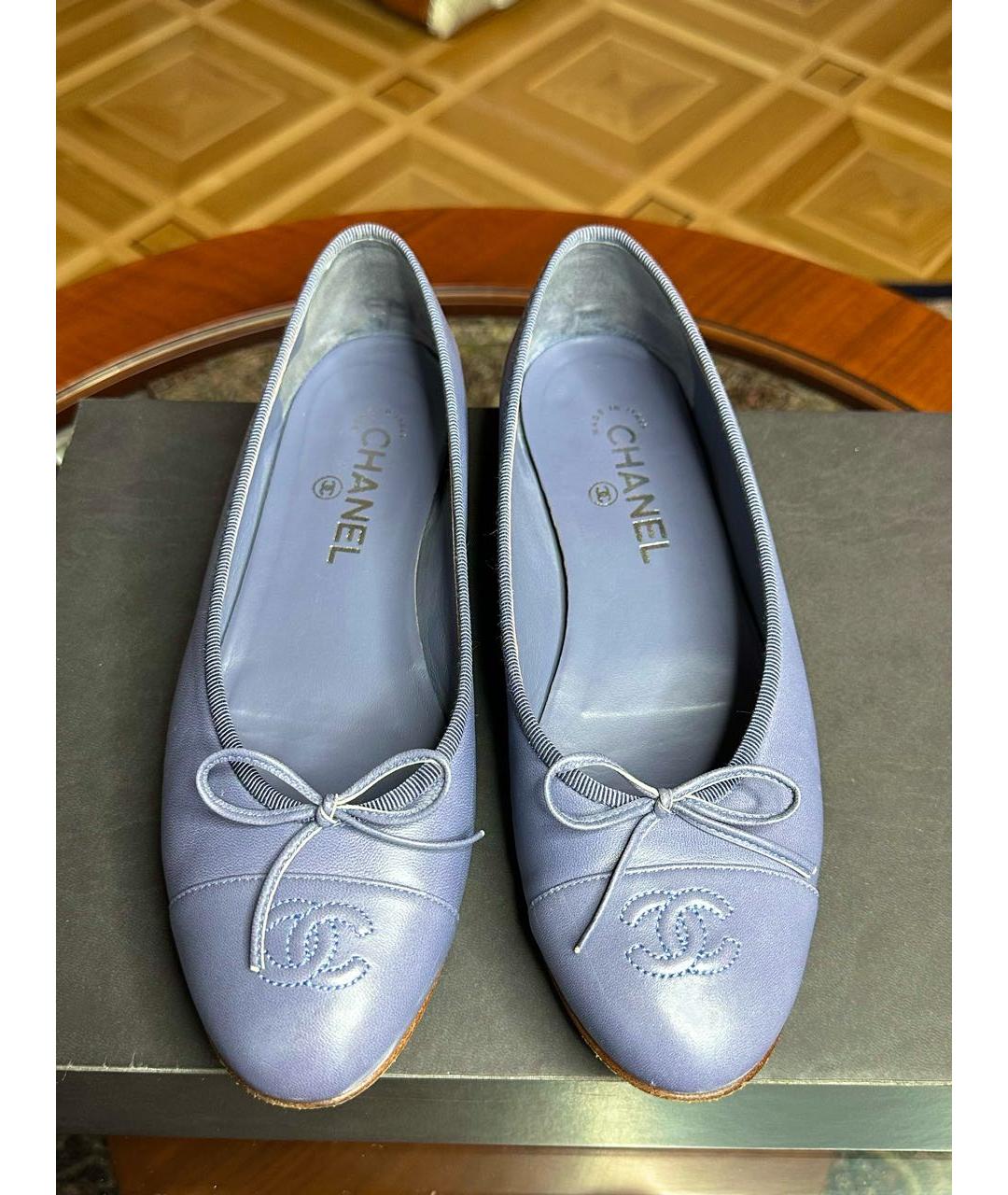 CHANEL Синие кожаные балетки, фото 2